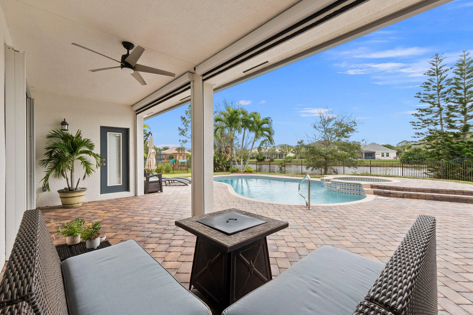 Property Slideshow image 33 of 43 | 792 sw sun cir, Palm City, FL, 34990