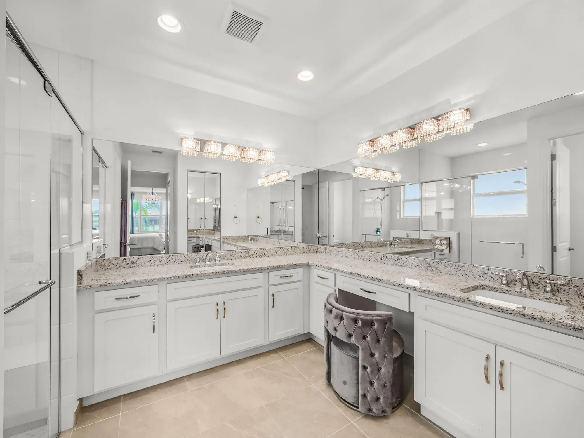 Property Slideshow image 17 of 127 | 11815 sw sailfish isles way, Port Saint Lucie, FL, 34987