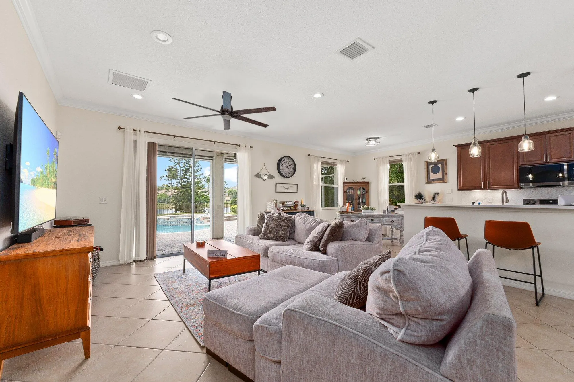 Property Slideshow image 11 of 43 | 792 sw sun cir, Palm City, FL, 34990