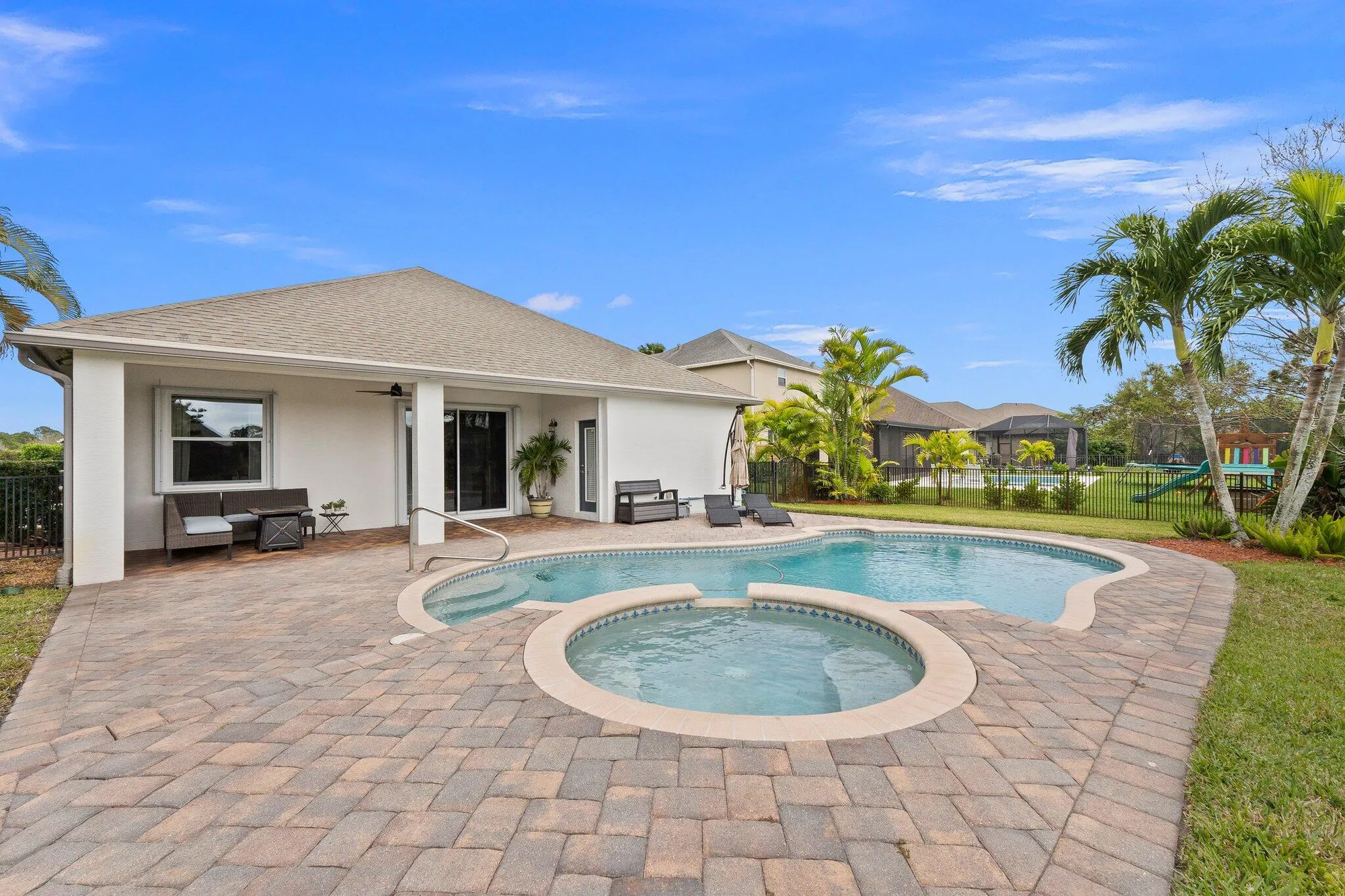 Property Slideshow image 37 of 43 | 792 sw sun cir, Palm City, FL, 34990
