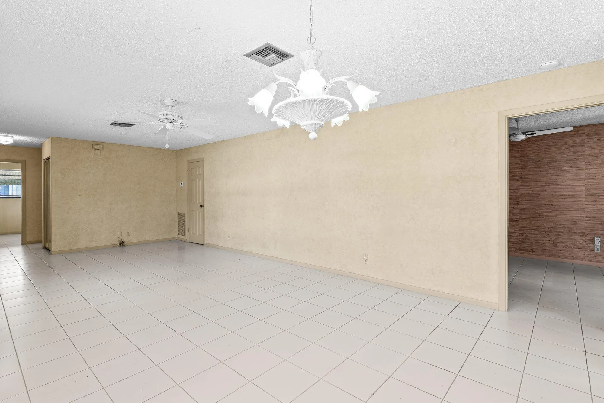 Property Slideshow image 10 of 38 | 1736 palmland dr, Boynton Beach, FL, 33436