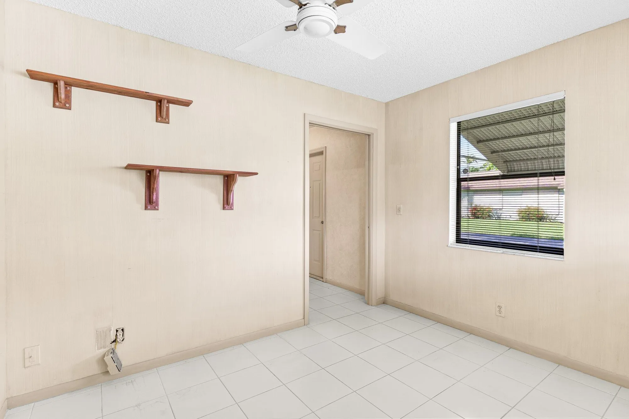 Property Slideshow image 20 of 38 | 1736 palmland dr, Boynton Beach, FL, 33436