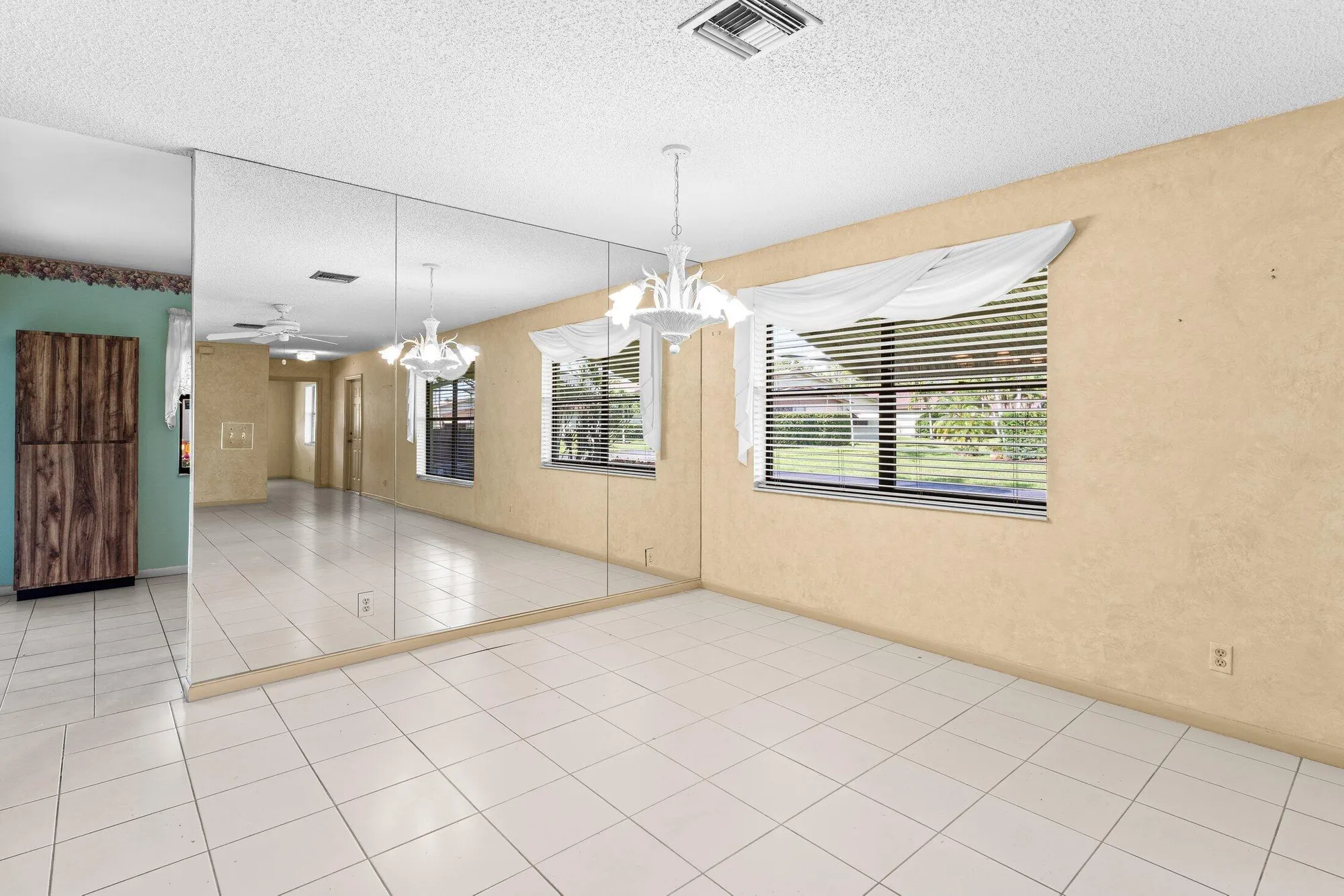Property Slideshow image 9 of 38 | 1736 palmland dr, Boynton Beach, FL, 33436