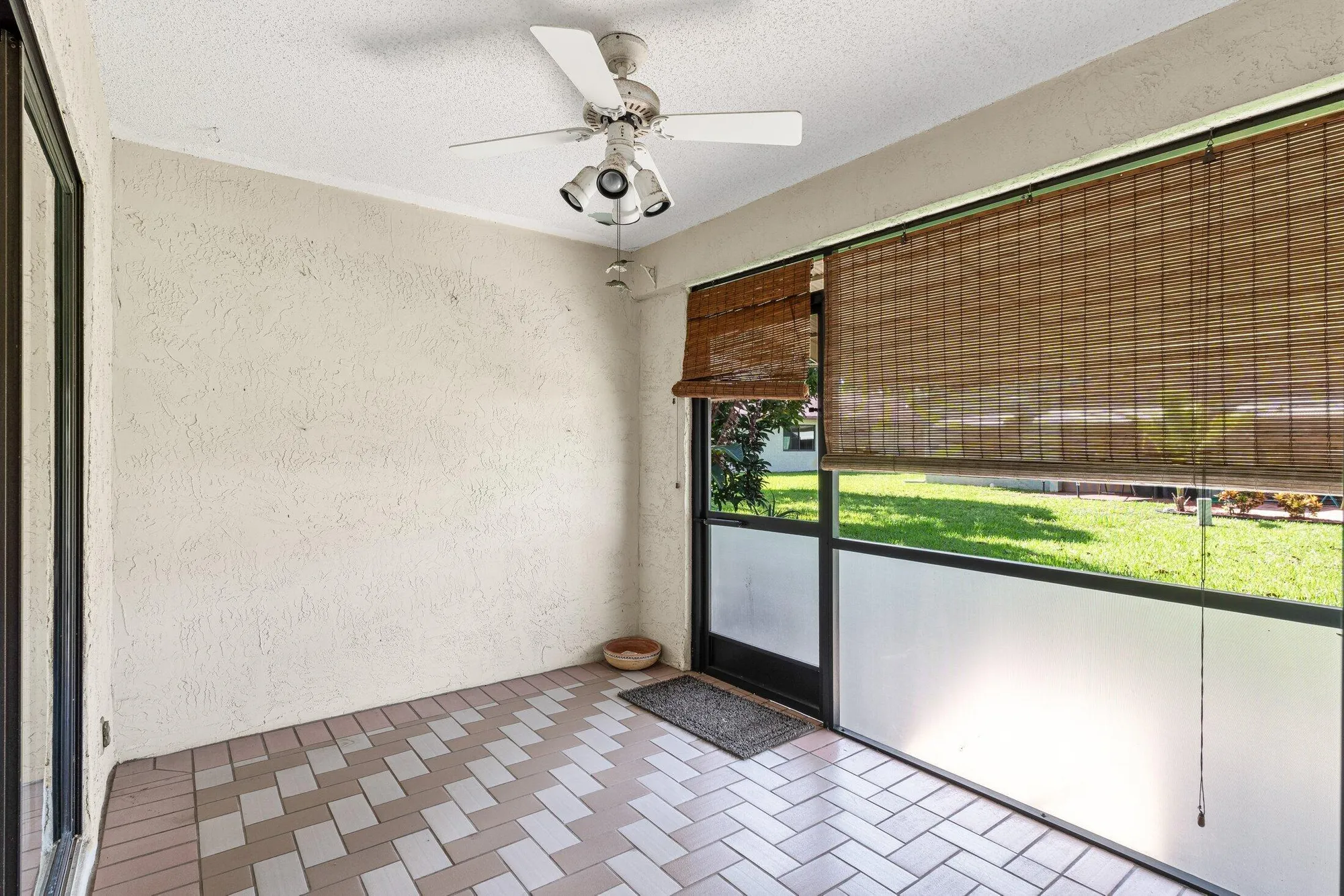 Property Slideshow image 24 of 38 | 1736 palmland dr, Boynton Beach, FL, 33436