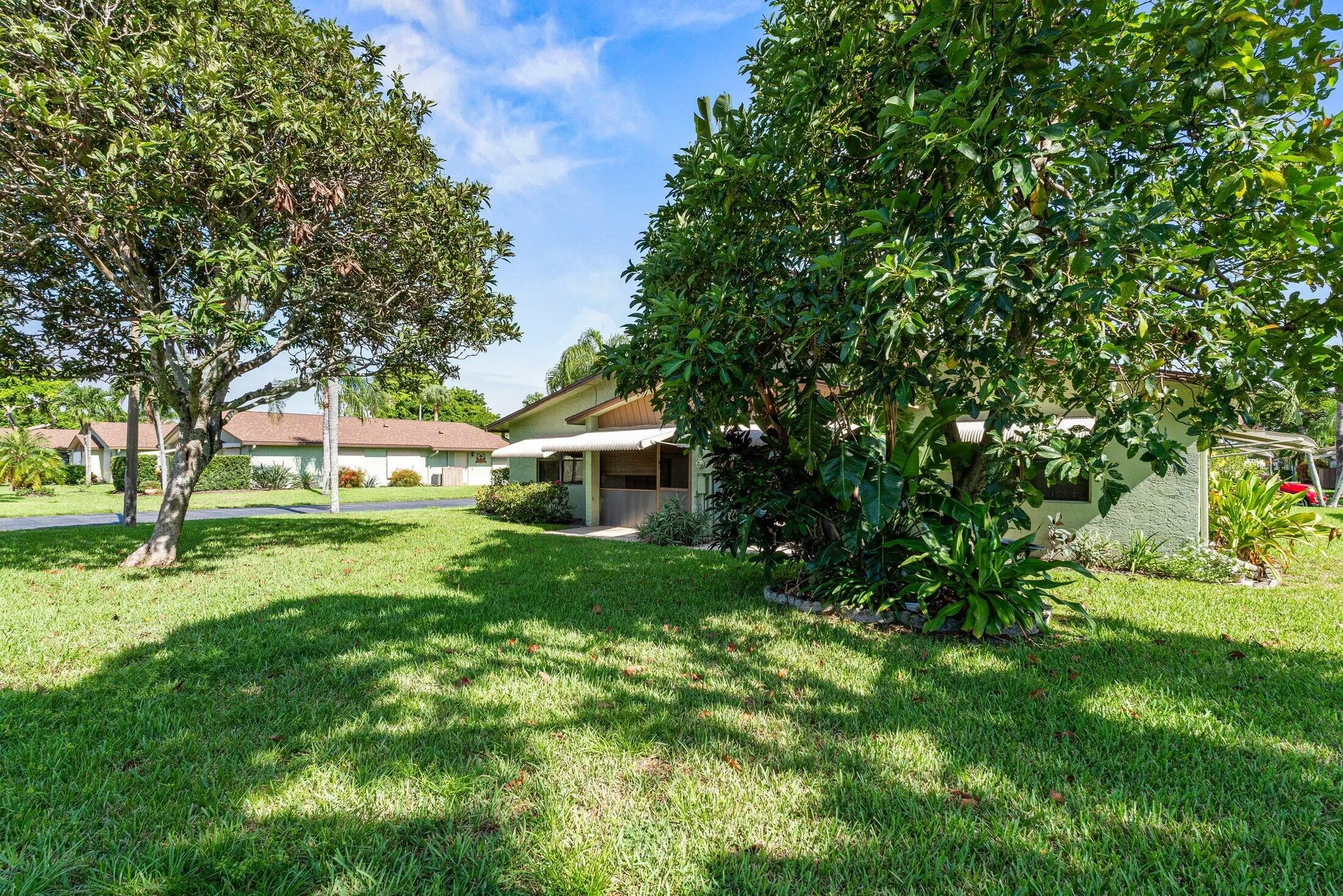 Property Slideshow image 27 of 38 | 1736 palmland dr, Boynton Beach, FL, 33436