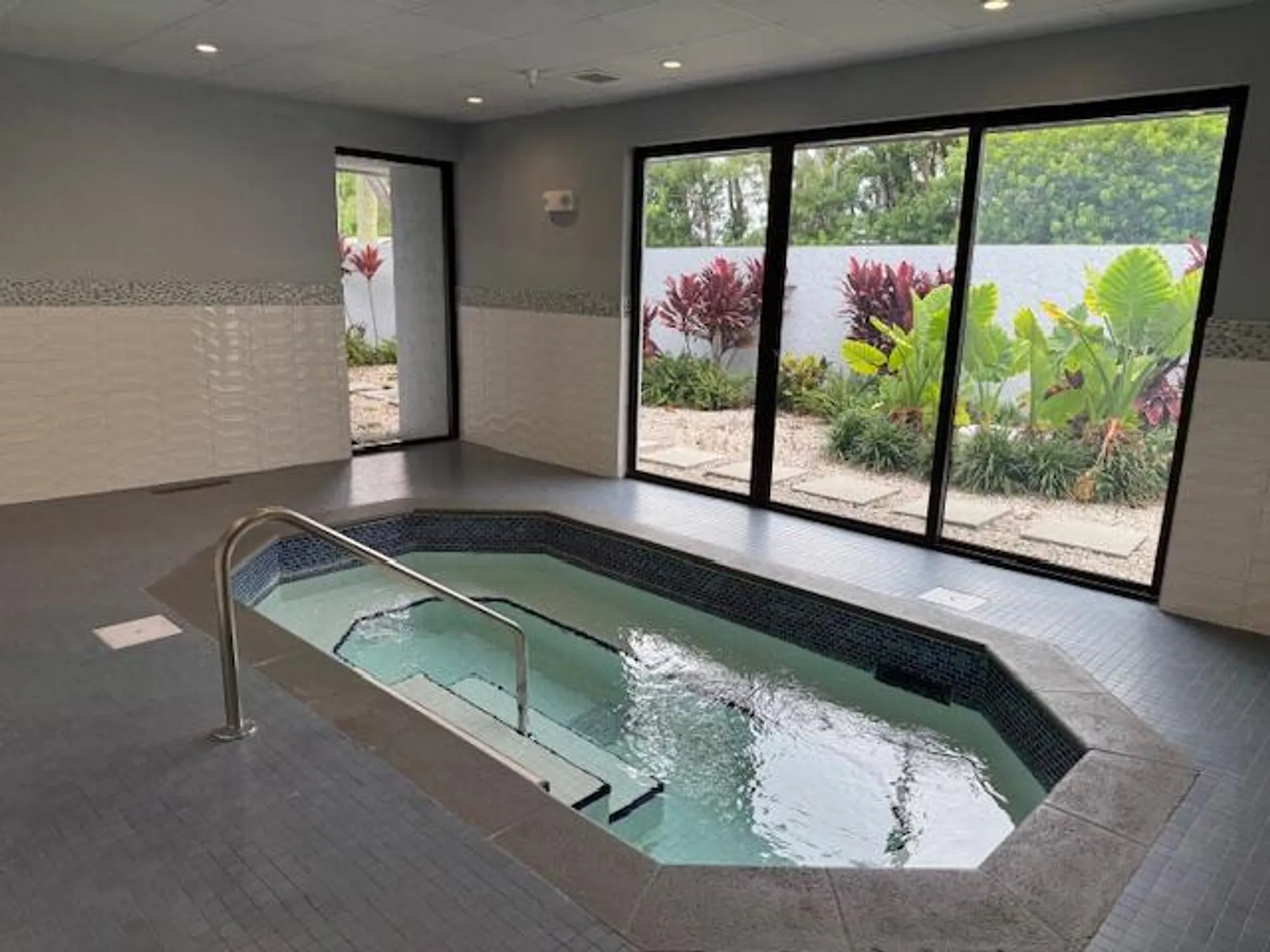 Property Slideshow image 53 of 58 | 7280 amberly ln apt 208, Delray Beach, FL, 33446