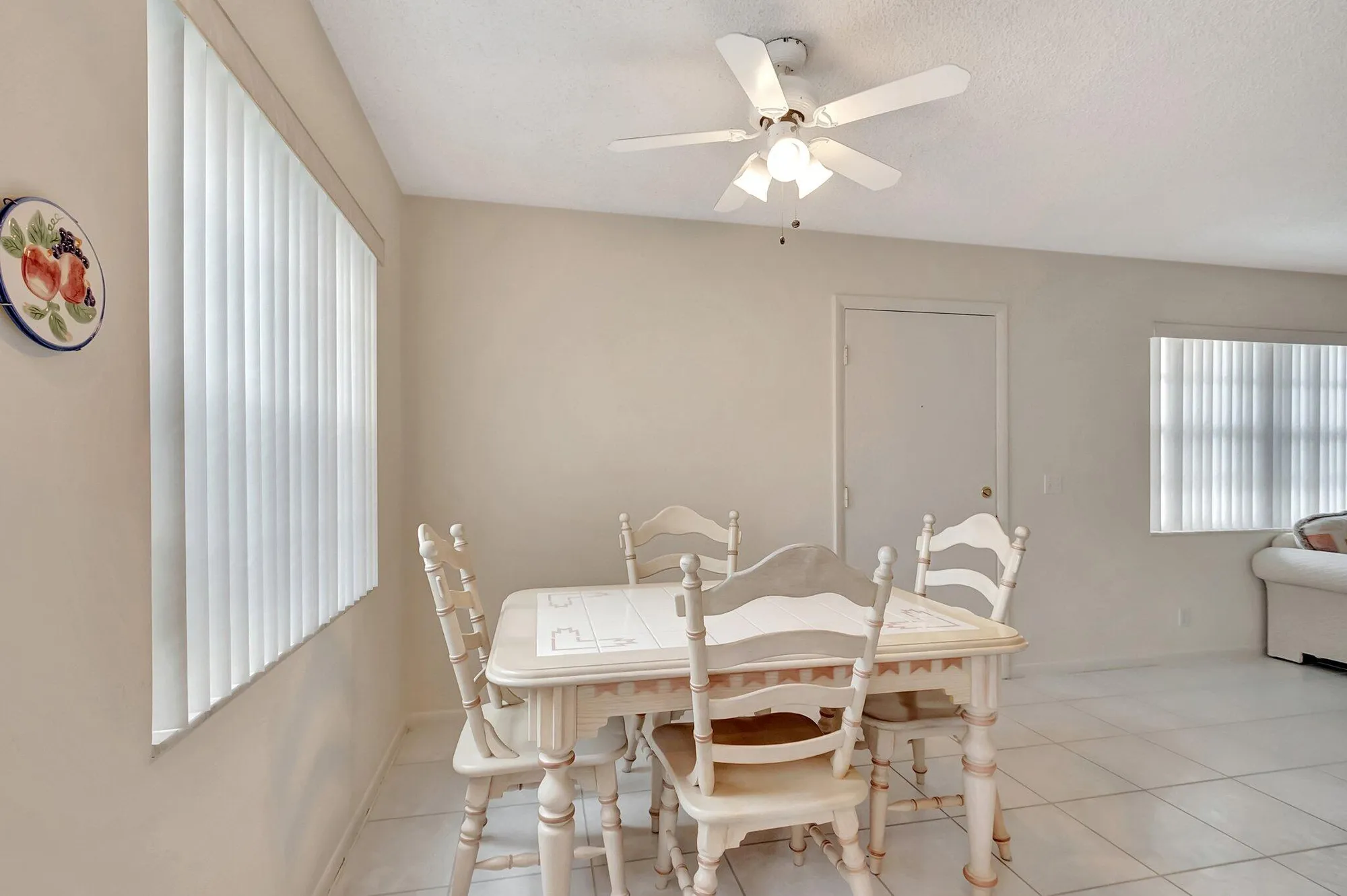 Property Slideshow image 4 of 37 | 950 flanders t, Delray Beach, FL, 33484