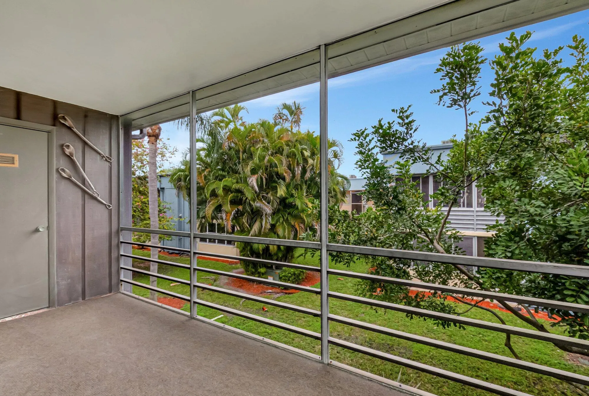 Property Slideshow image 14 of 37 | 950 flanders t, Delray Beach, FL, 33484