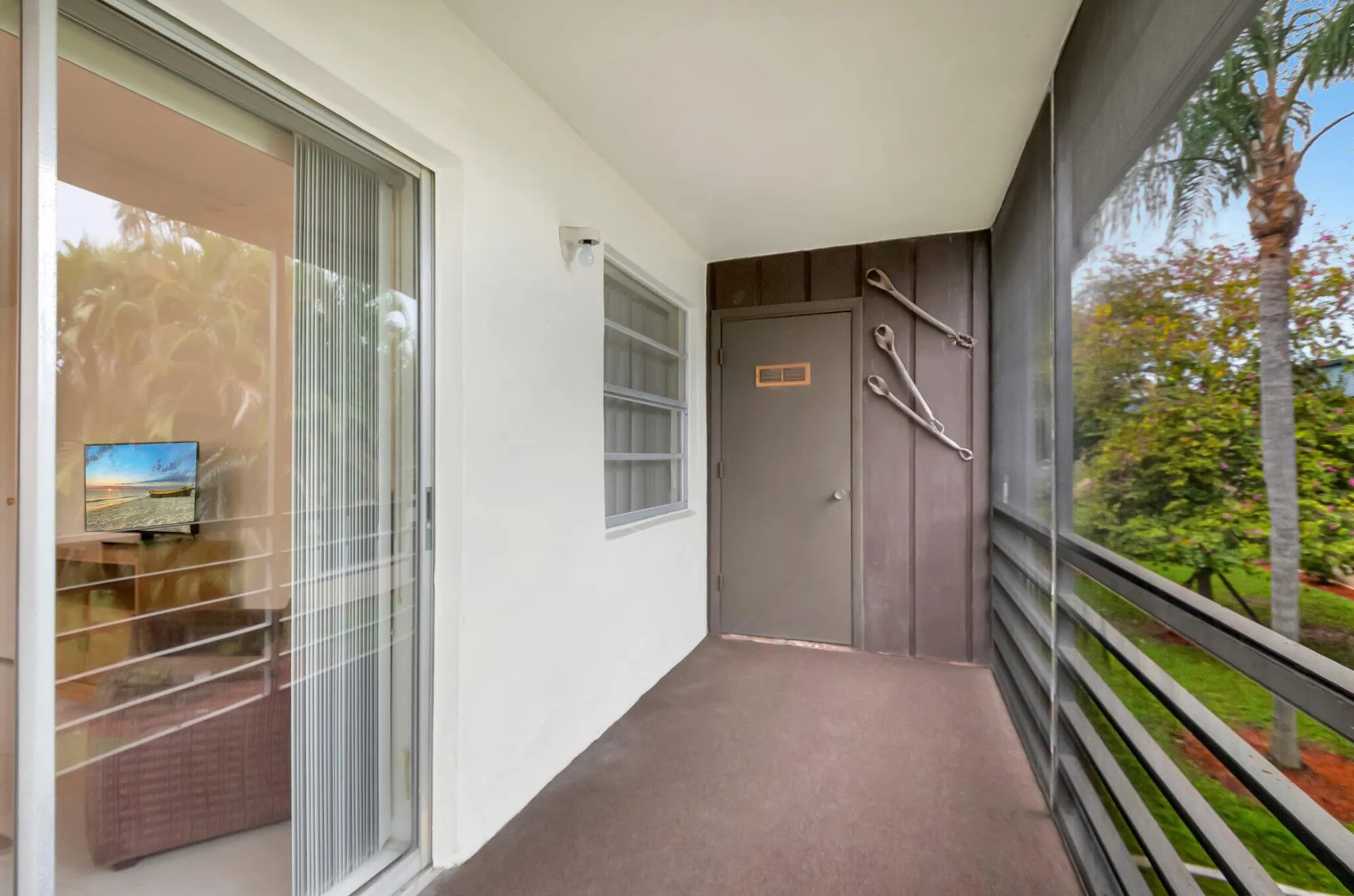 Property Slideshow image 15 of 37 | 950 flanders t, Delray Beach, FL, 33484