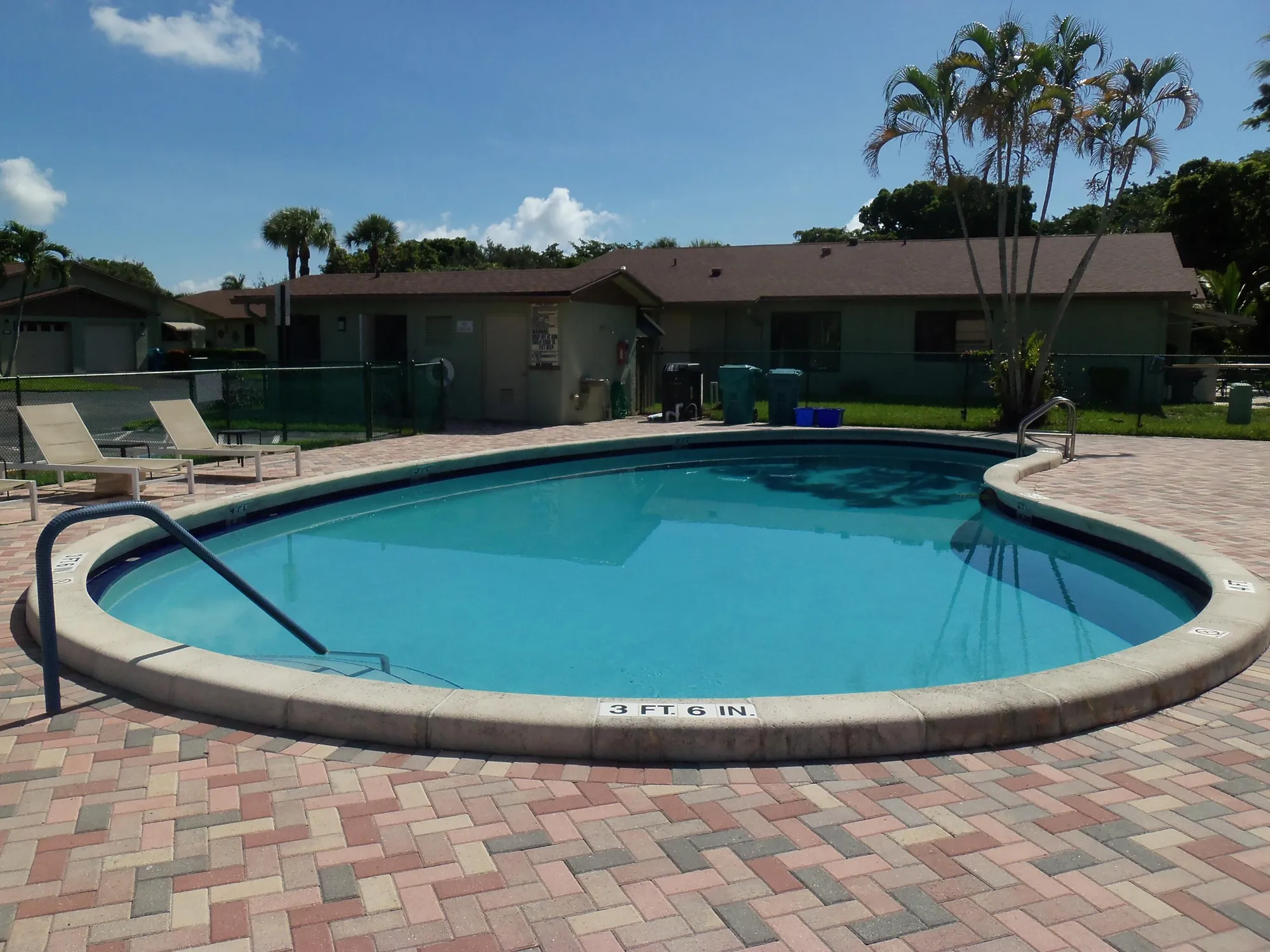 Property Slideshow image 28 of 38 | 1736 palmland dr, Boynton Beach, FL, 33436