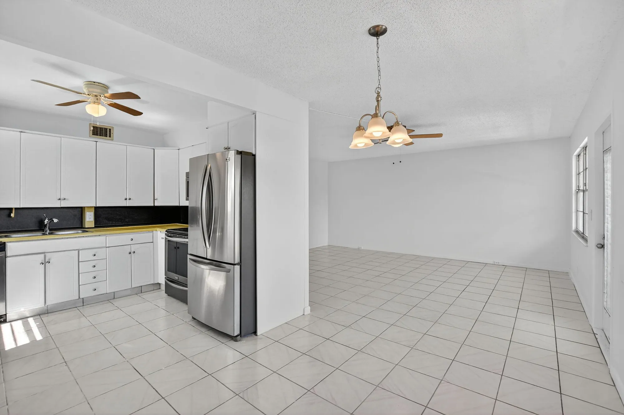 Property Slideshow image 10 of 42 | 3036 oakridge d, Deerfield Beach, FL, 33442