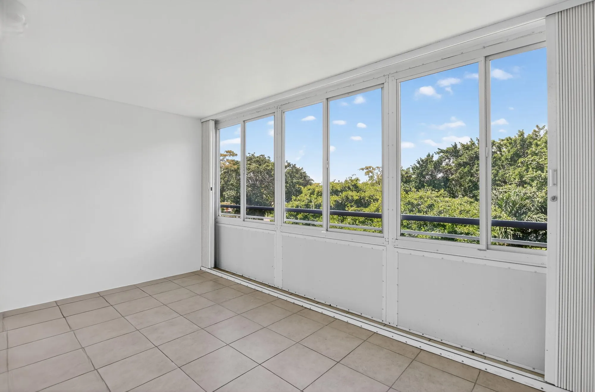 Property Slideshow image 23 of 42 | 3036 oakridge d, Deerfield Beach, FL, 33442