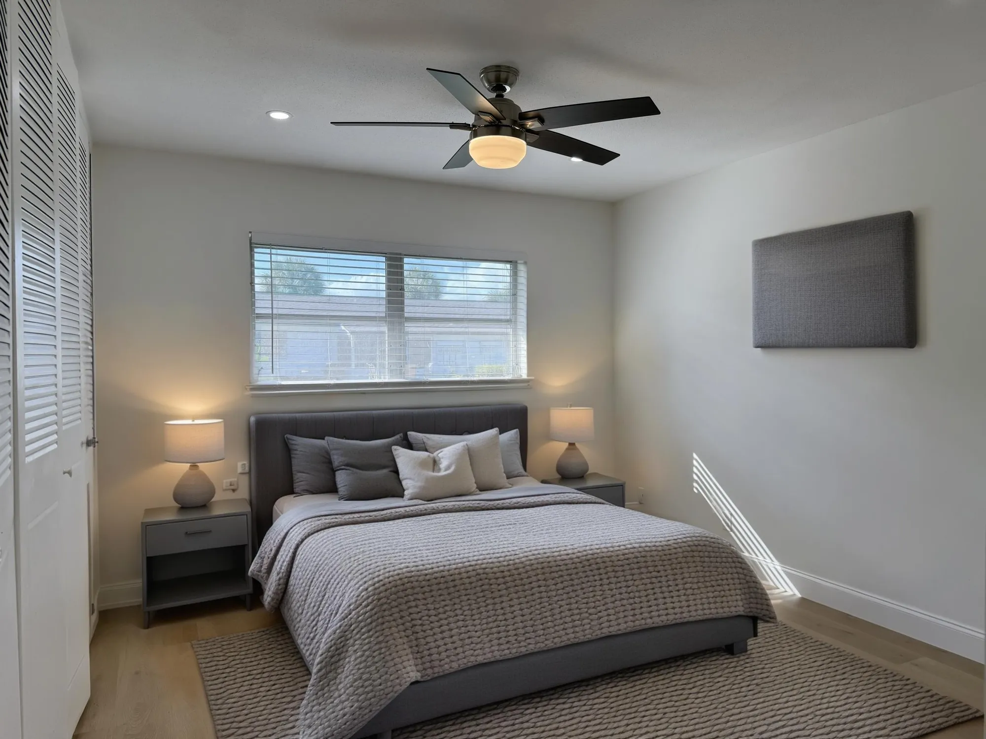 Property Slideshow image 9 of 45 | 2920 crosley dr m, West Palm Beach, FL, 33415