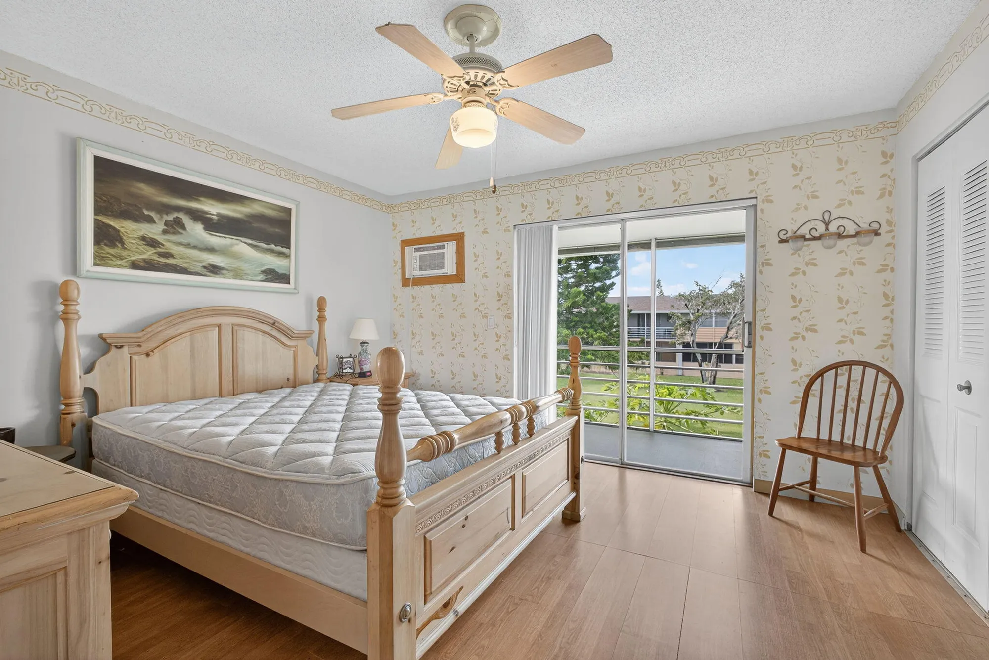 Property Slideshow image 9 of 26 | 386 sheffield p, West Palm Beach, FL, 33417