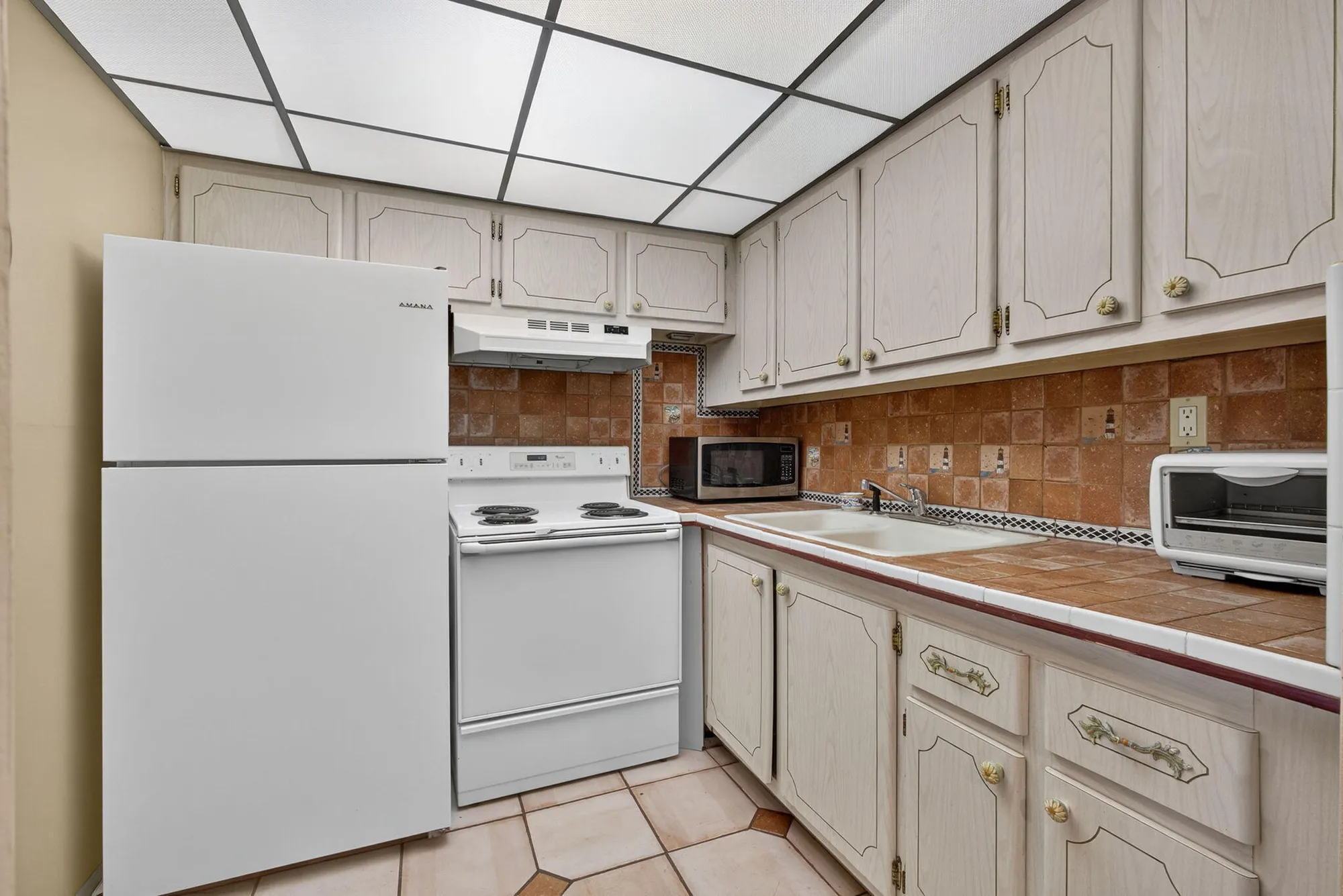 Property Slideshow image 5 of 26 | 386 sheffield p, West Palm Beach, FL, 33417