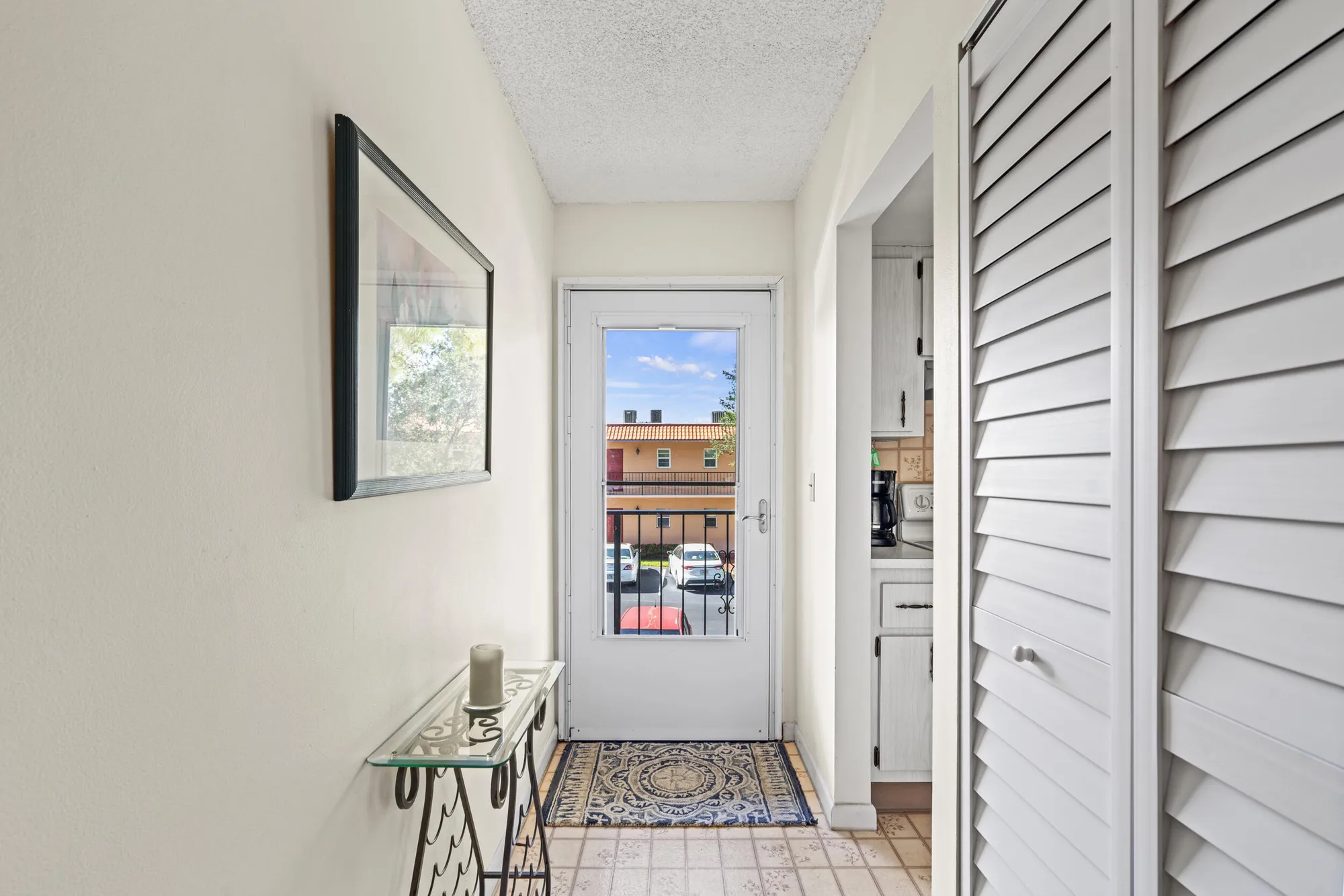 Property Slideshow image 9 of 28 | 1923 sw palm city rd h, Stuart, FL, 34994