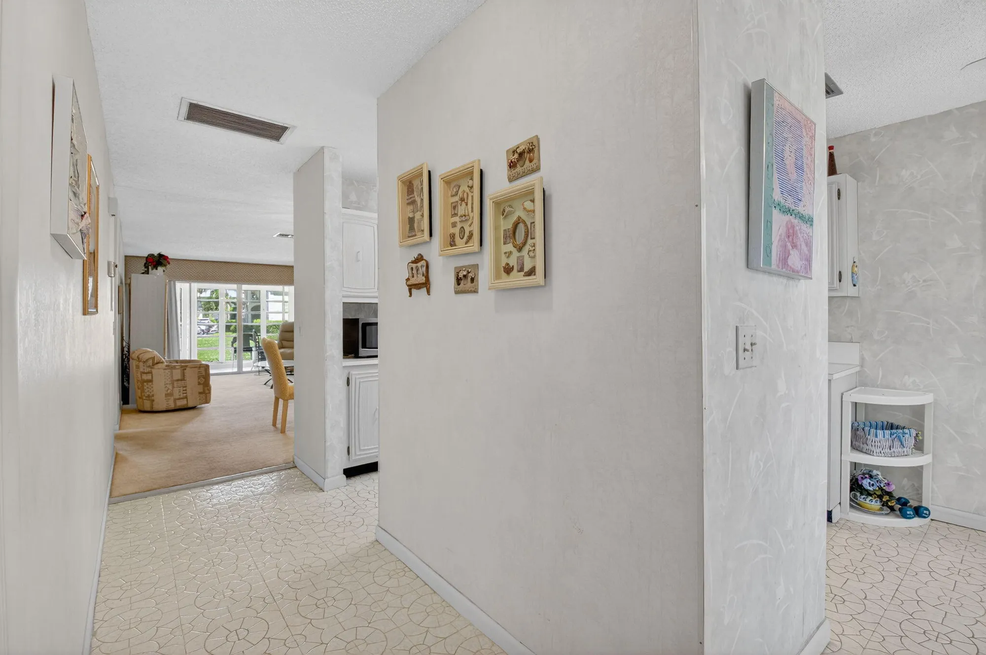 Property Slideshow image 6 of 55 | 13761 flora pl a, Delray Beach, FL, 33484
