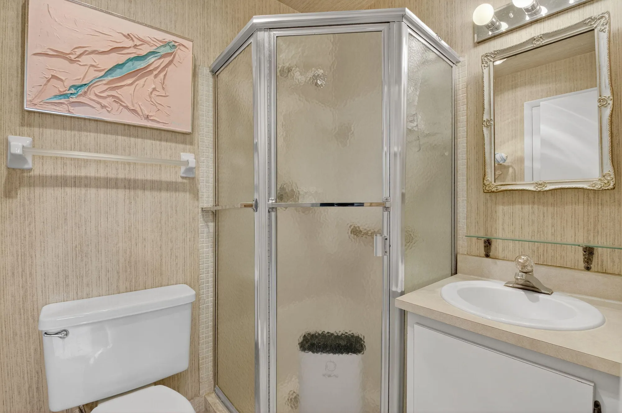 Property Slideshow image 23 of 55 | 13761 flora pl a, Delray Beach, FL, 33484