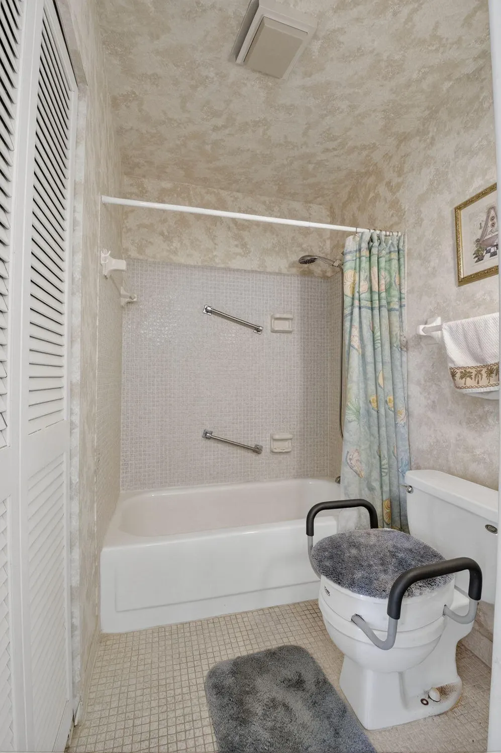 Property Slideshow image 29 of 55 | 13761 flora pl a, Delray Beach, FL, 33484