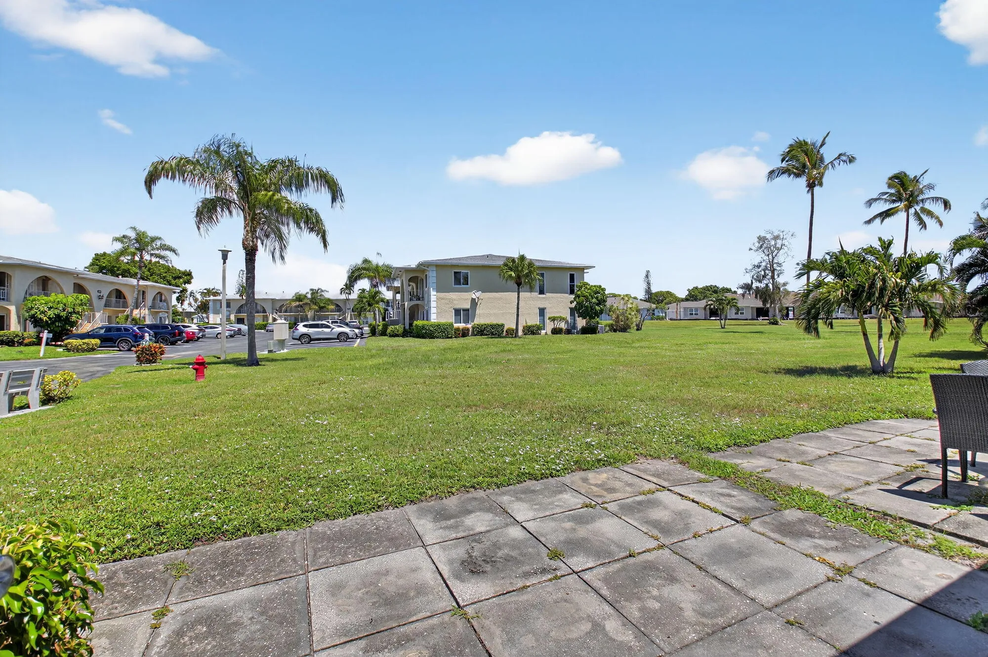 Property Slideshow image 34 of 55 | 13761 flora pl a, Delray Beach, FL, 33484