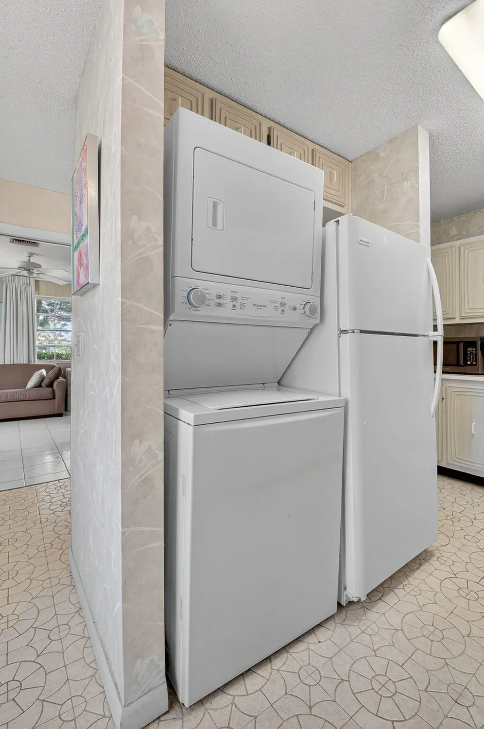 Property Slideshow image 20 of 55 | 13761 flora pl a, Delray Beach, FL, 33484