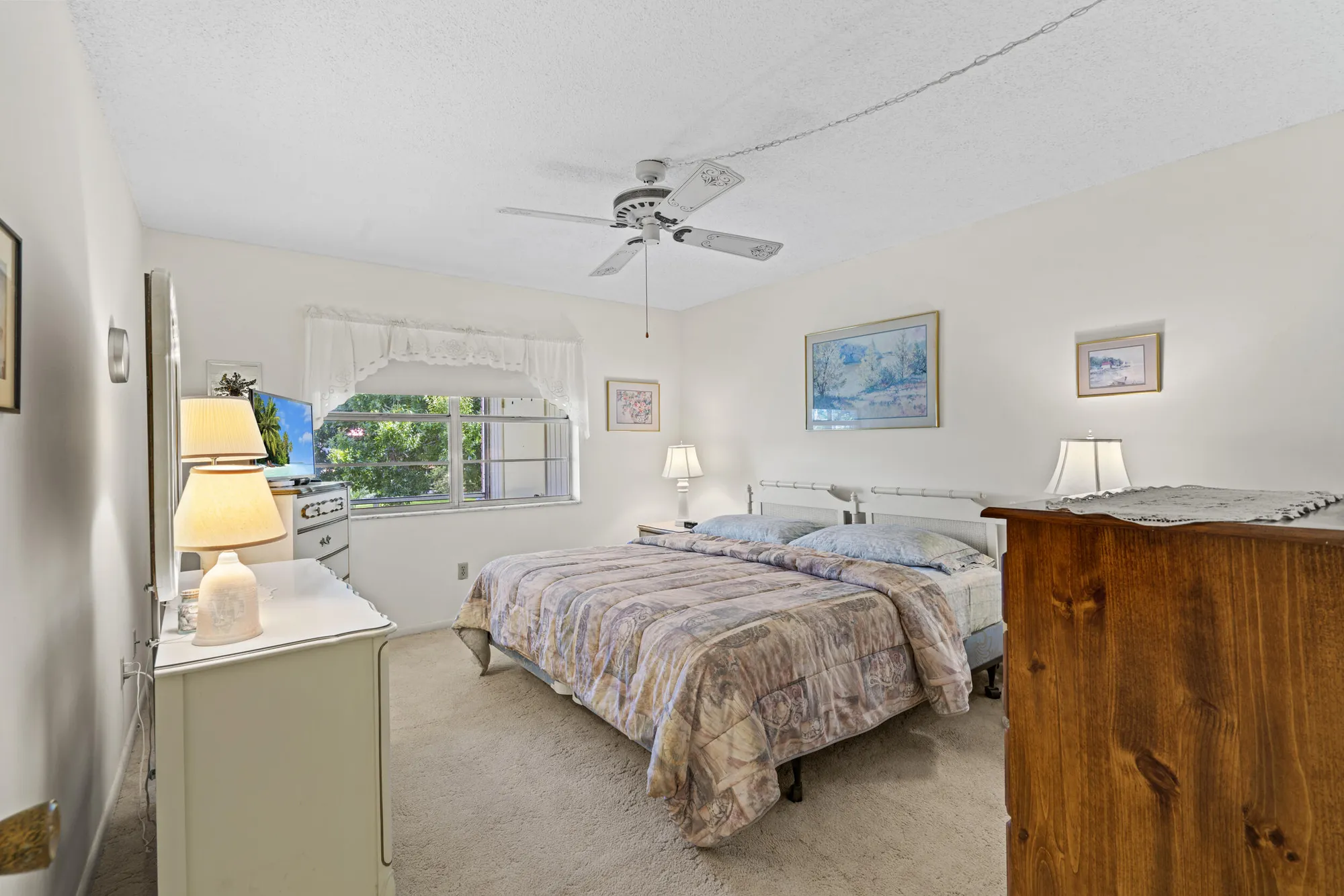 Property Slideshow image 16 of 28 | 1923 sw palm city rd h, Stuart, FL, 34994