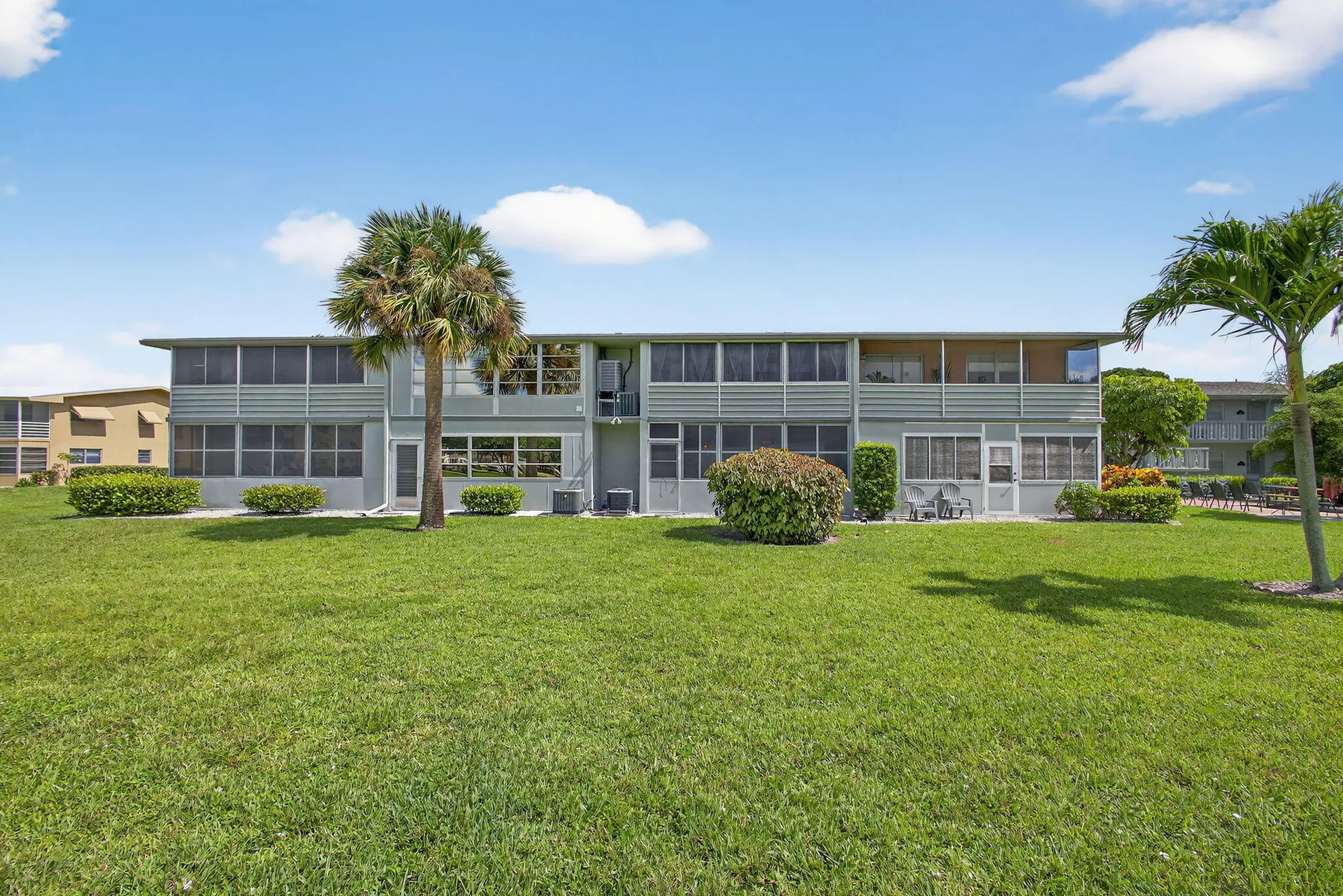 Property Slideshow image 17 of 34 | 23 dorchester b, West Palm Beach, FL, 33417