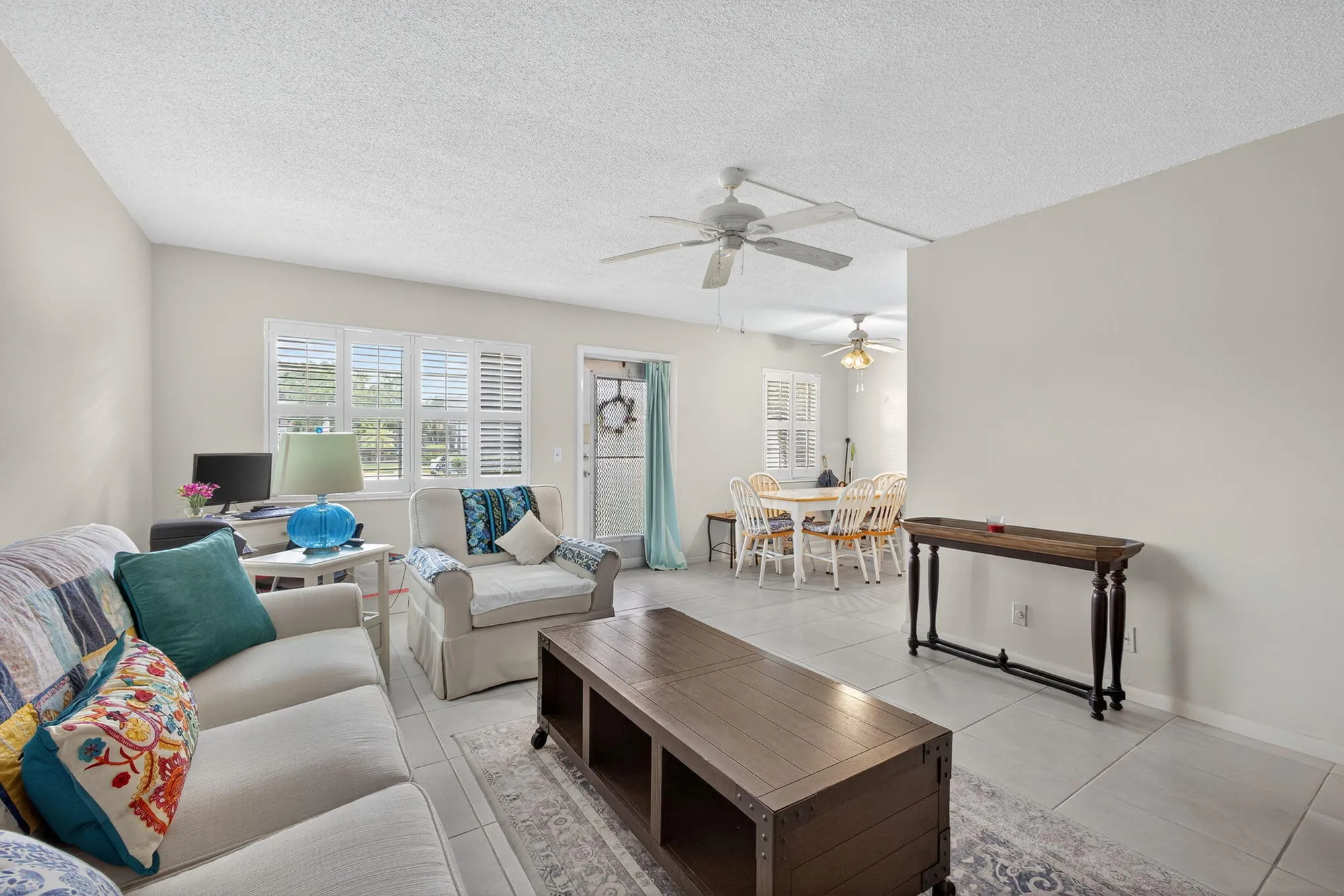 Property Slideshow image 3 of 34 | 23 dorchester b, West Palm Beach, FL, 33417