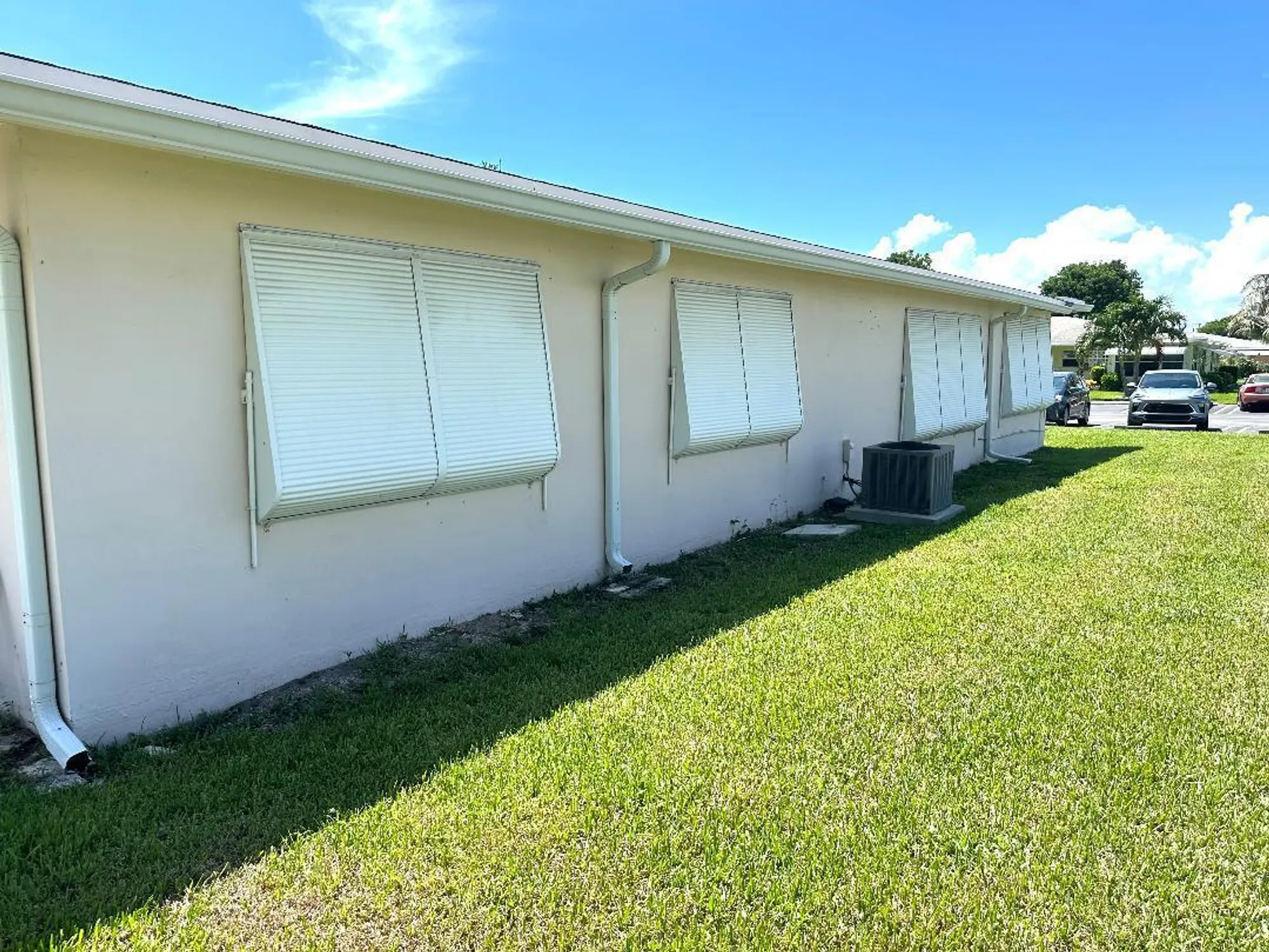 Property Slideshow image 5 of 14 | 135 south blvd a, Boynton Beach, FL, 33435