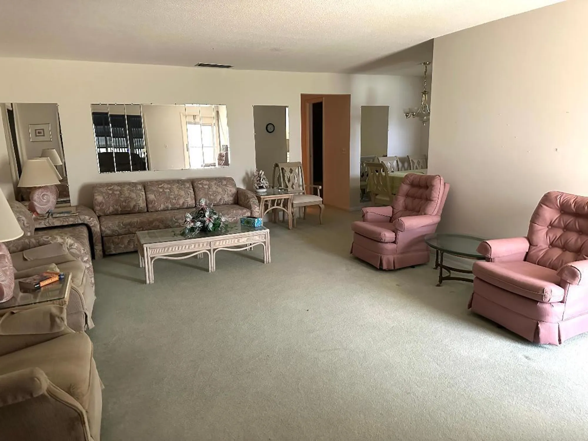 Property Slideshow image 7 of 14 | 135 south blvd a, Boynton Beach, FL, 33435