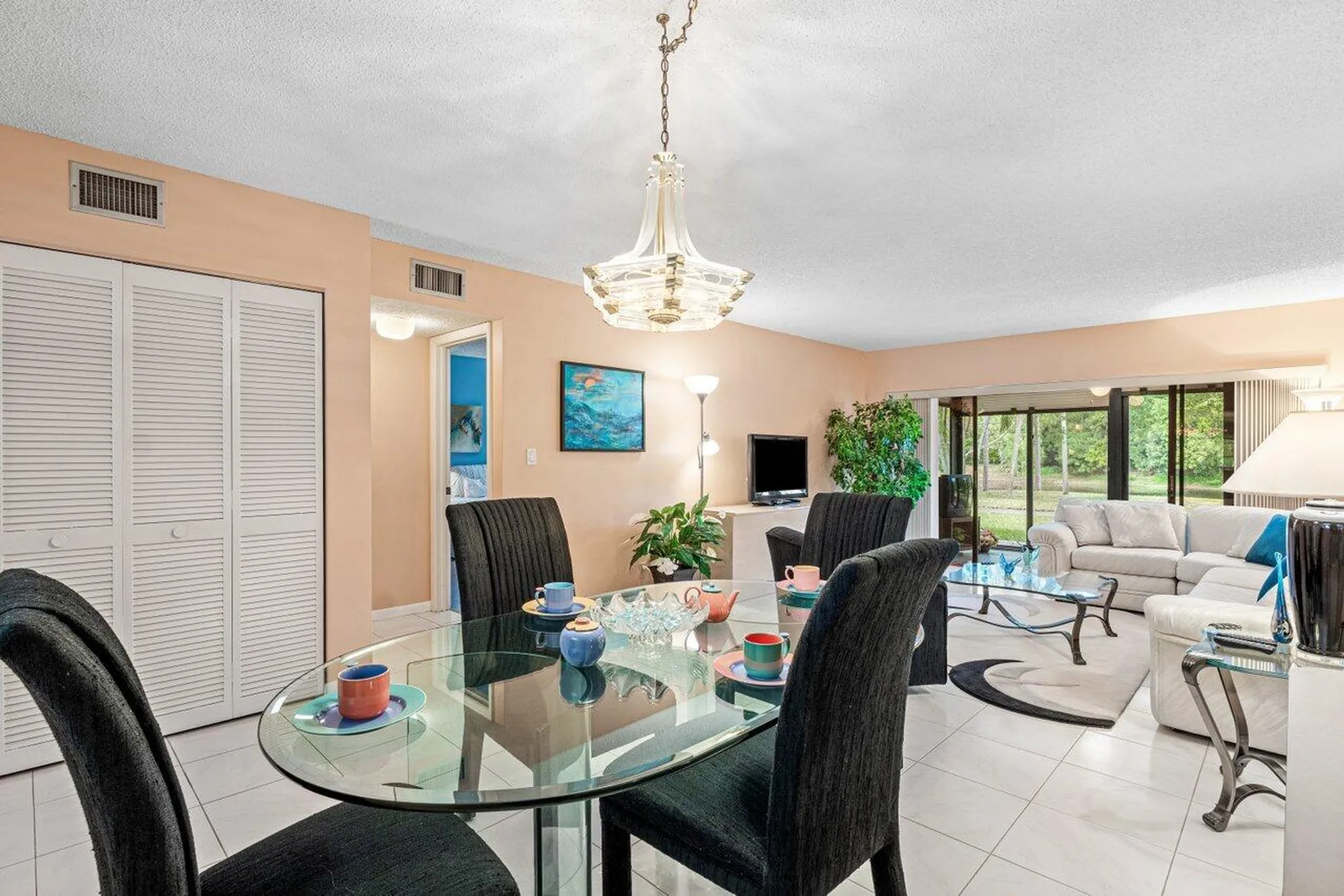 Property Slideshow image 15 of 66 | 5087 oak hill ln apt 315, Delray Beach, FL, 33484