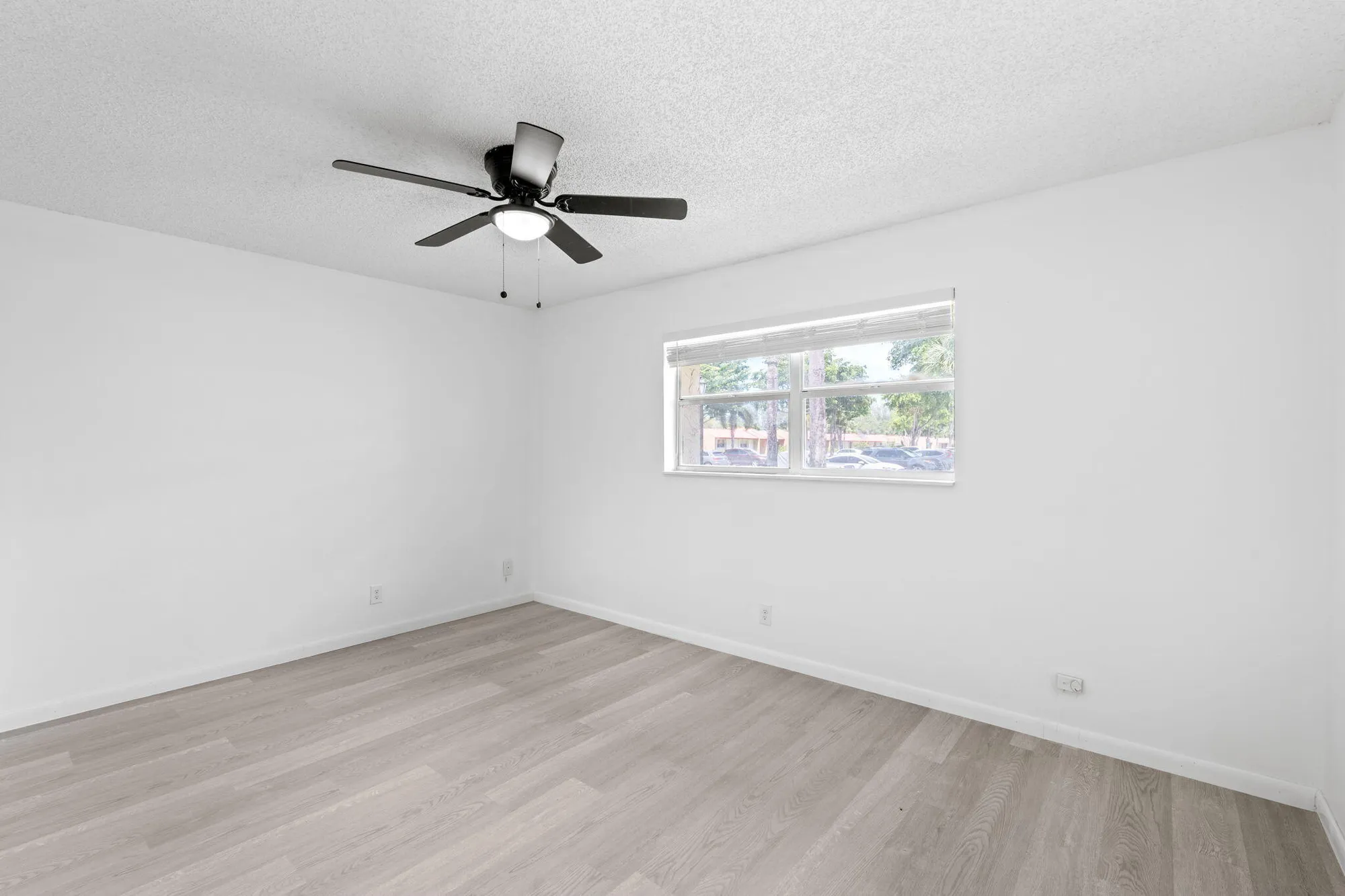 Property Slideshow image 23 of 43 | 312 lake helen dr, West Palm Beach, FL, 33411