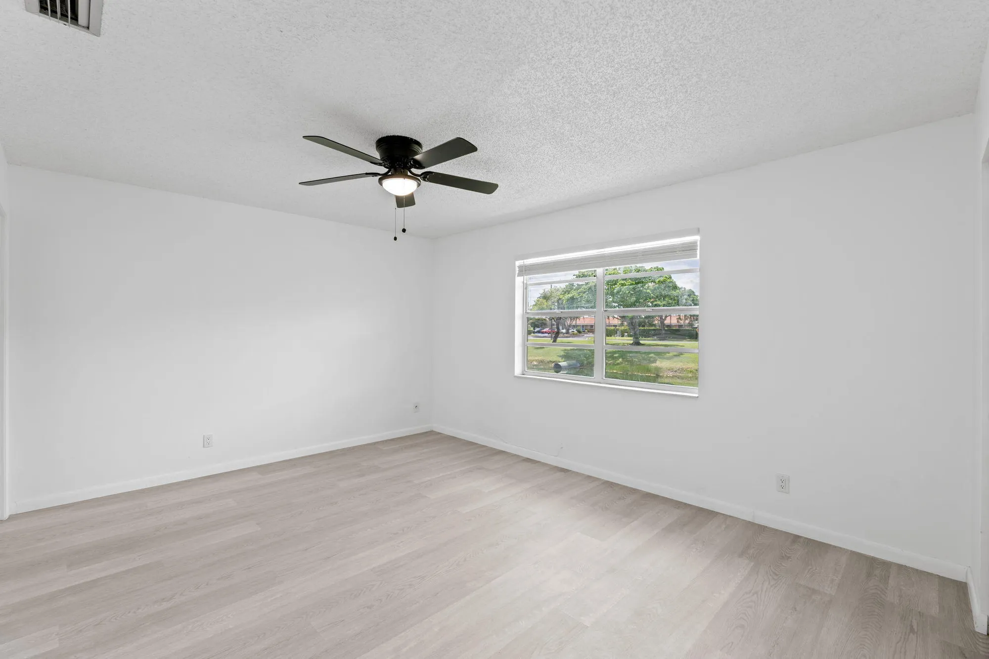 Property Slideshow image 19 of 43 | 312 lake helen dr, West Palm Beach, FL, 33411