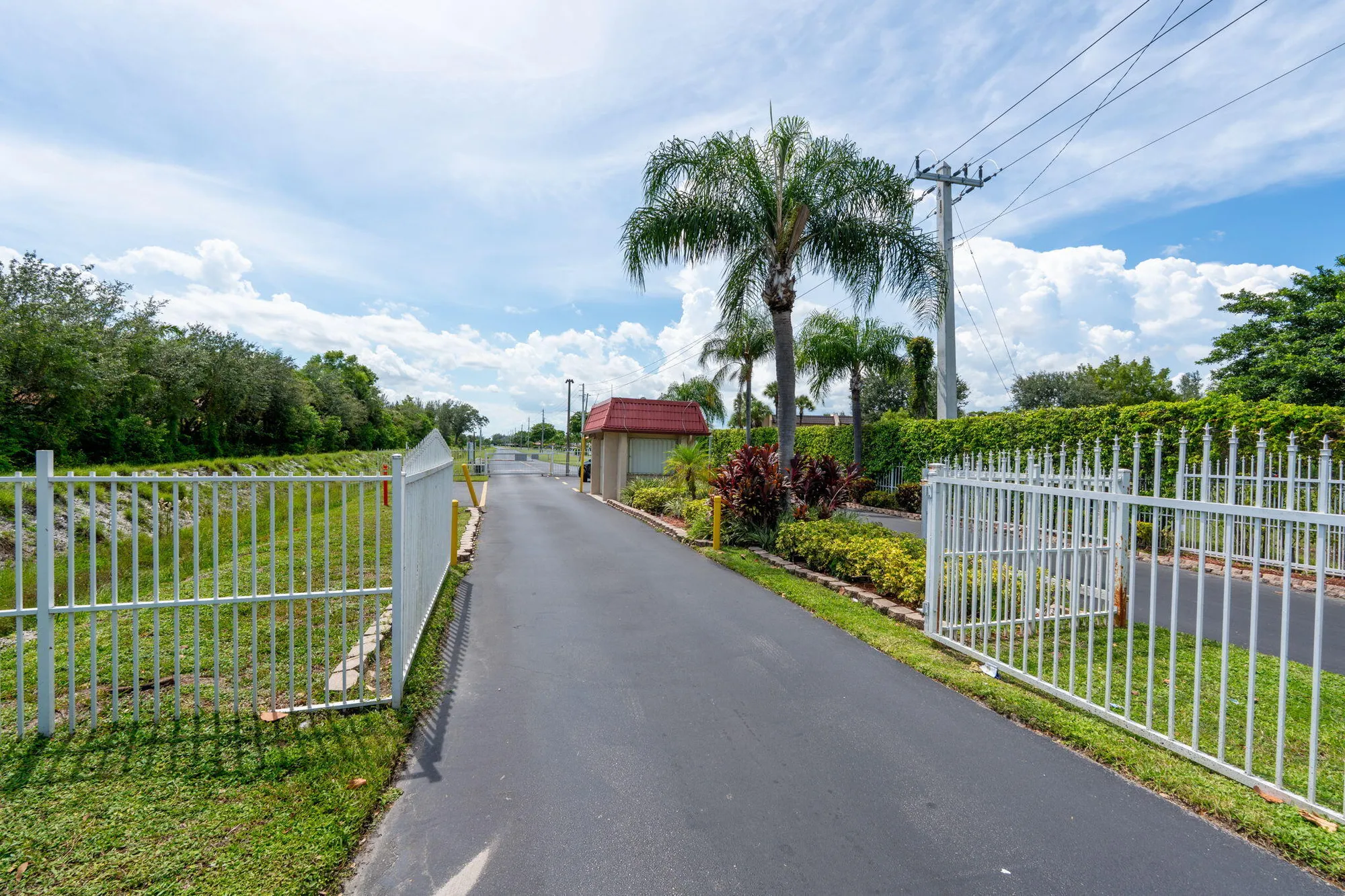 Property Slideshow image 37 of 43 | 312 lake helen dr, West Palm Beach, FL, 33411