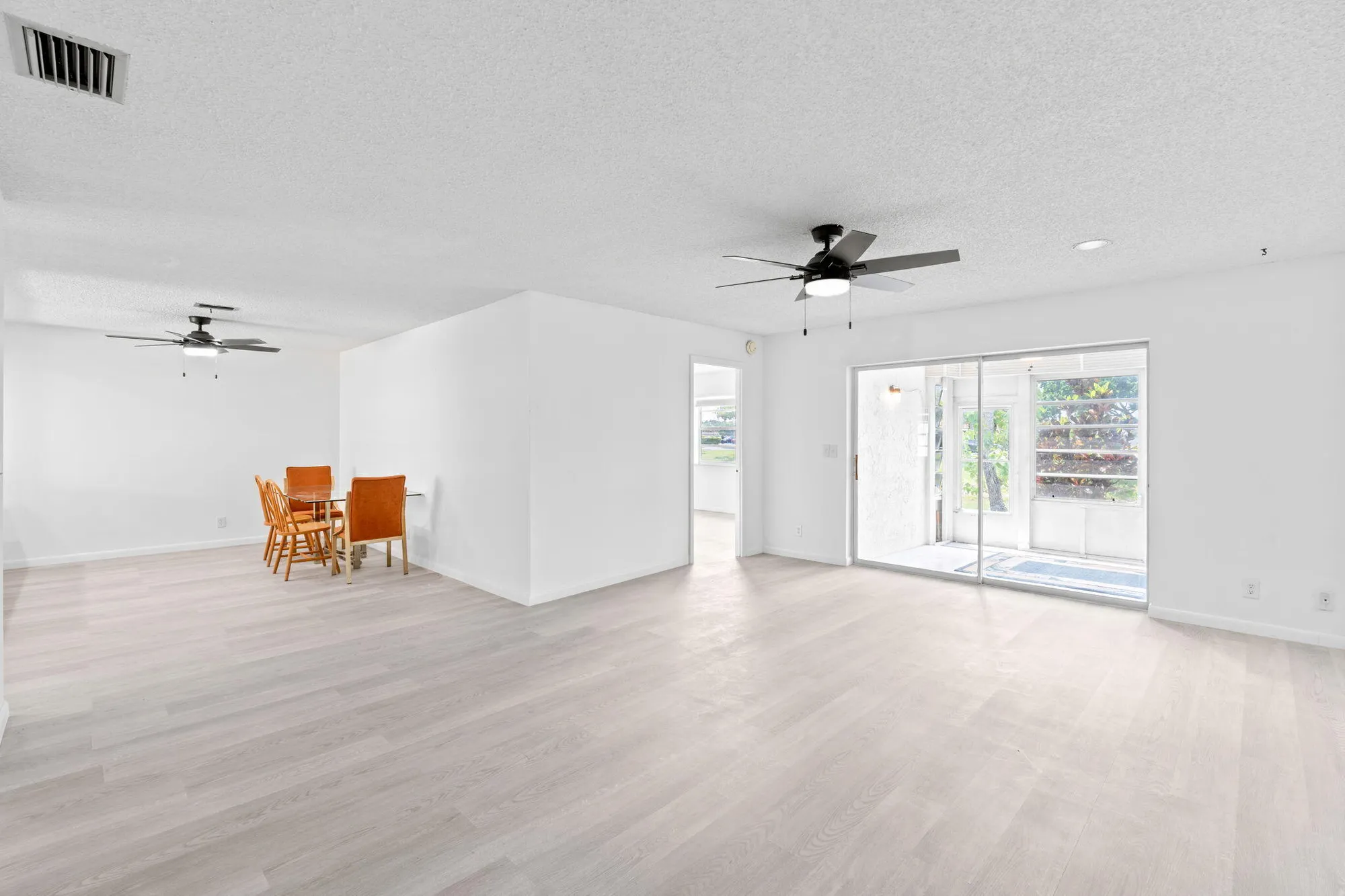 Property Slideshow image 14 of 43 | 312 lake helen dr, West Palm Beach, FL, 33411