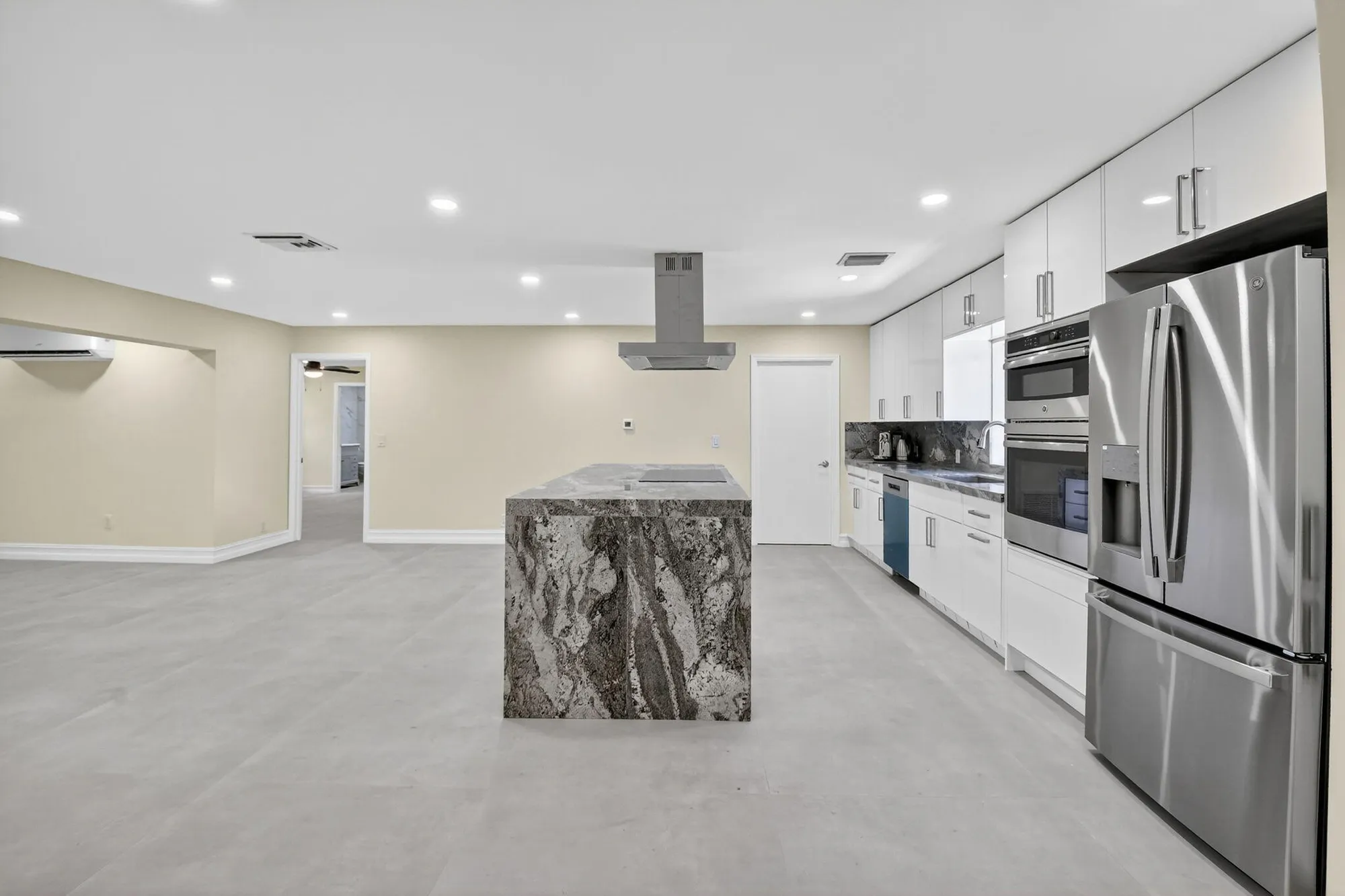 Property Slideshow image 14 of 67 | 6251 hitchin post way, Delray Beach, FL, 33484