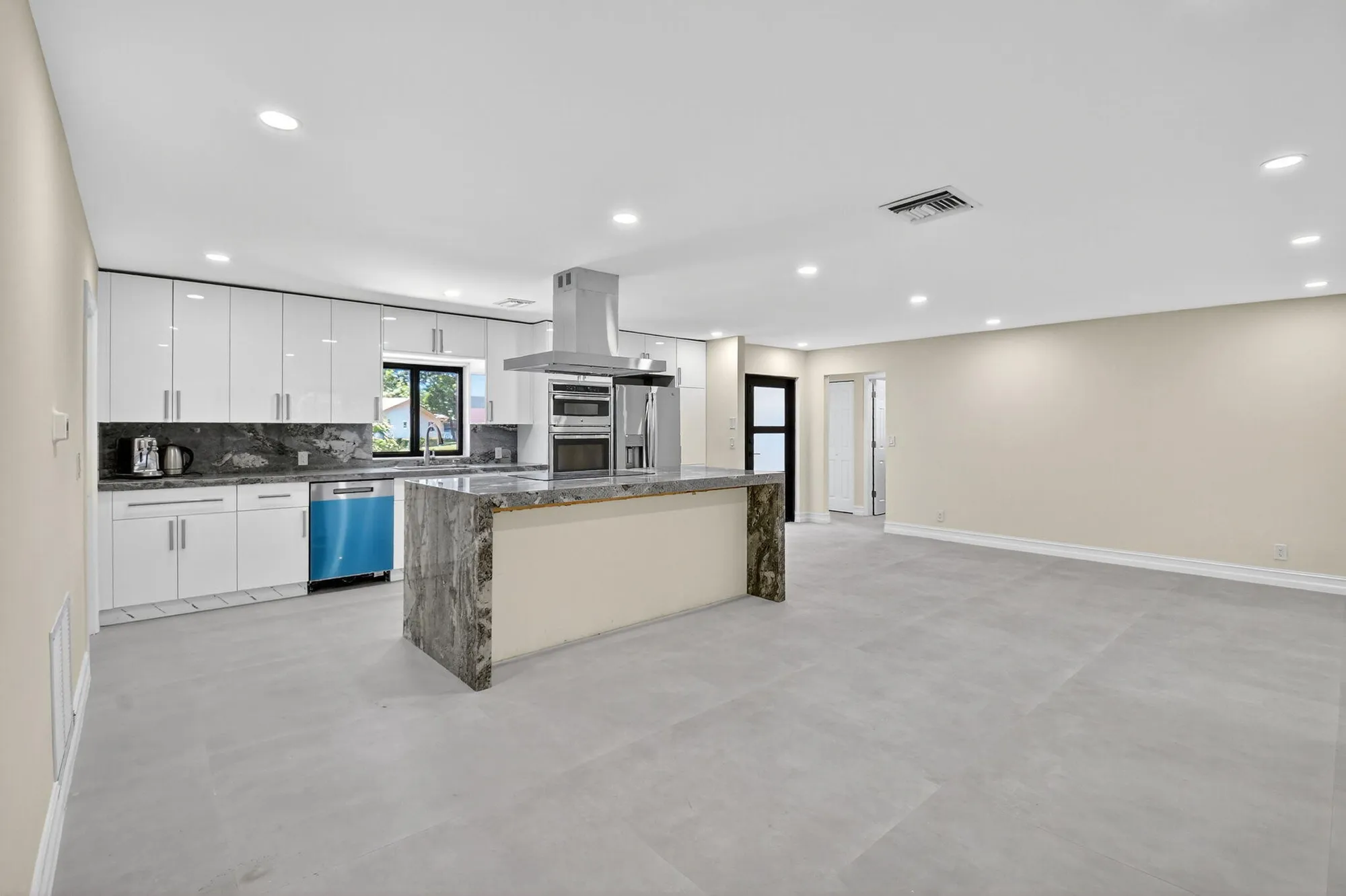 Property Slideshow image 10 of 67 | 6251 hitchin post way, Delray Beach, FL, 33484