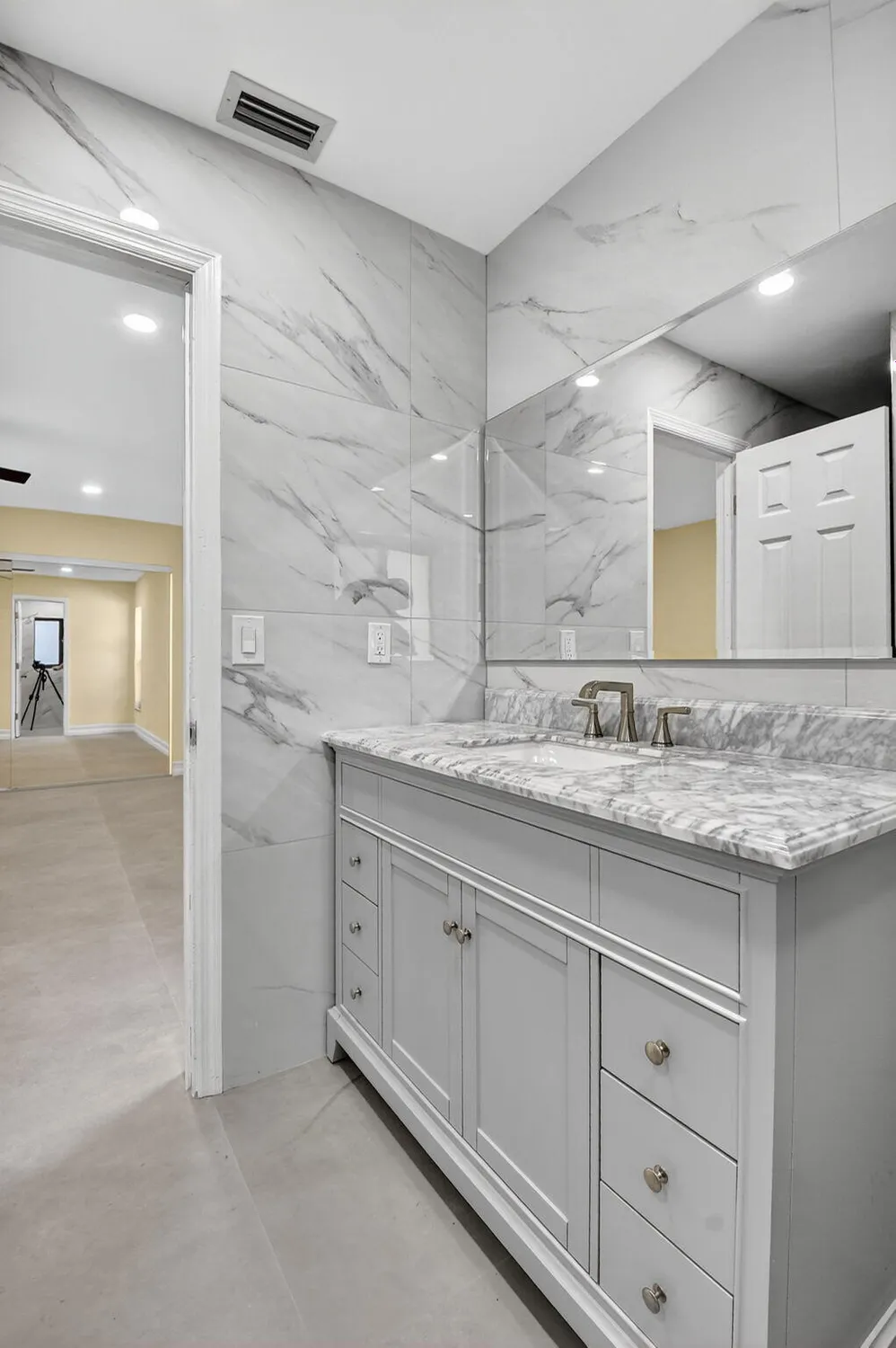 Property Slideshow image 38 of 67 | 6251 hitchin post way, Delray Beach, FL, 33484