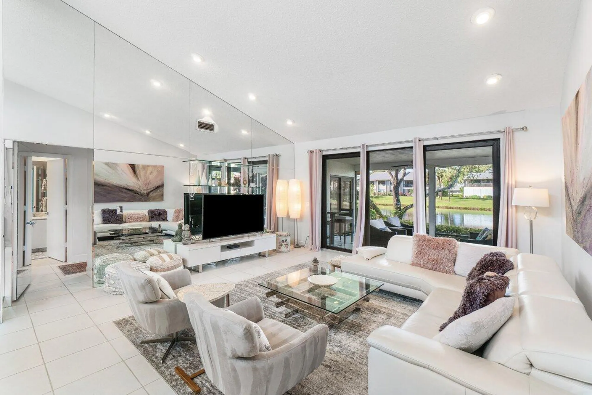 Property Slideshow image 13 of 64 | 12 eastgate dr d, Boynton Beach, FL, 33436