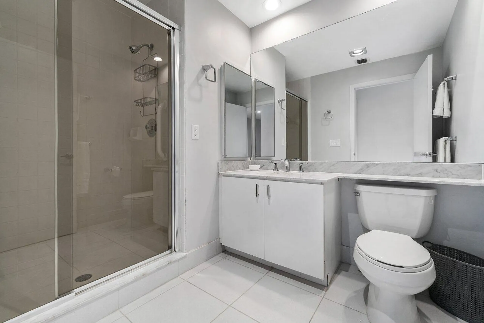 Property Slideshow image 22 of 64 | 12 eastgate dr d, Boynton Beach, FL, 33436