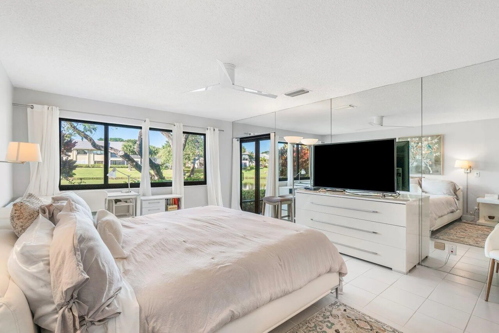 Property Slideshow image 24 of 64 | 12 eastgate dr d, Boynton Beach, FL, 33436