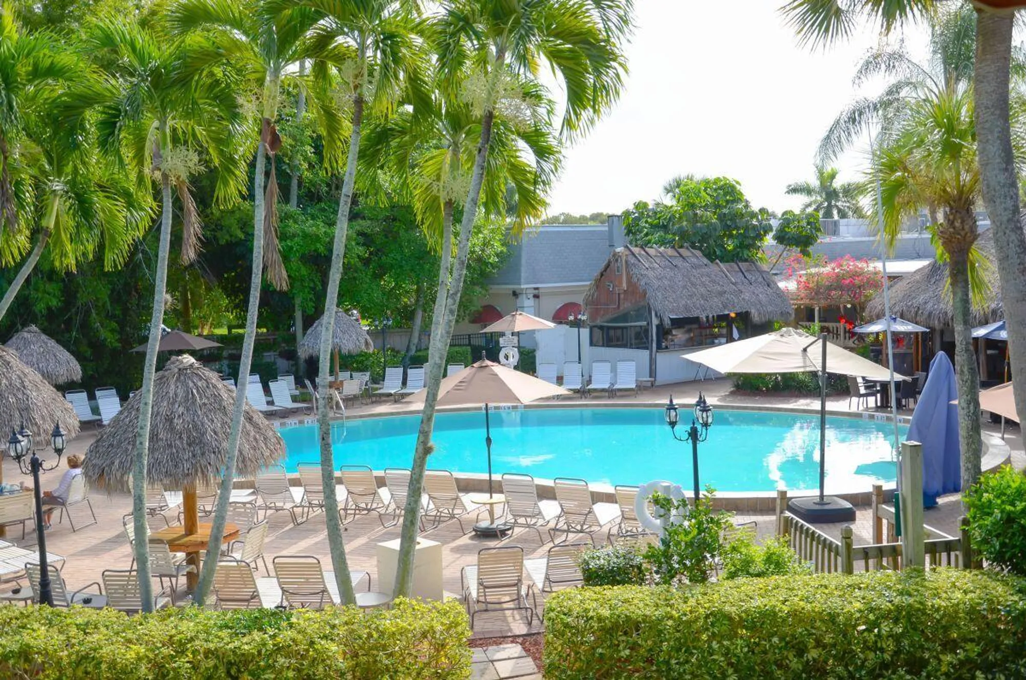 Property Slideshow image 9 of 18 | 2555 9th st n # 152, Naples, FL, 34103