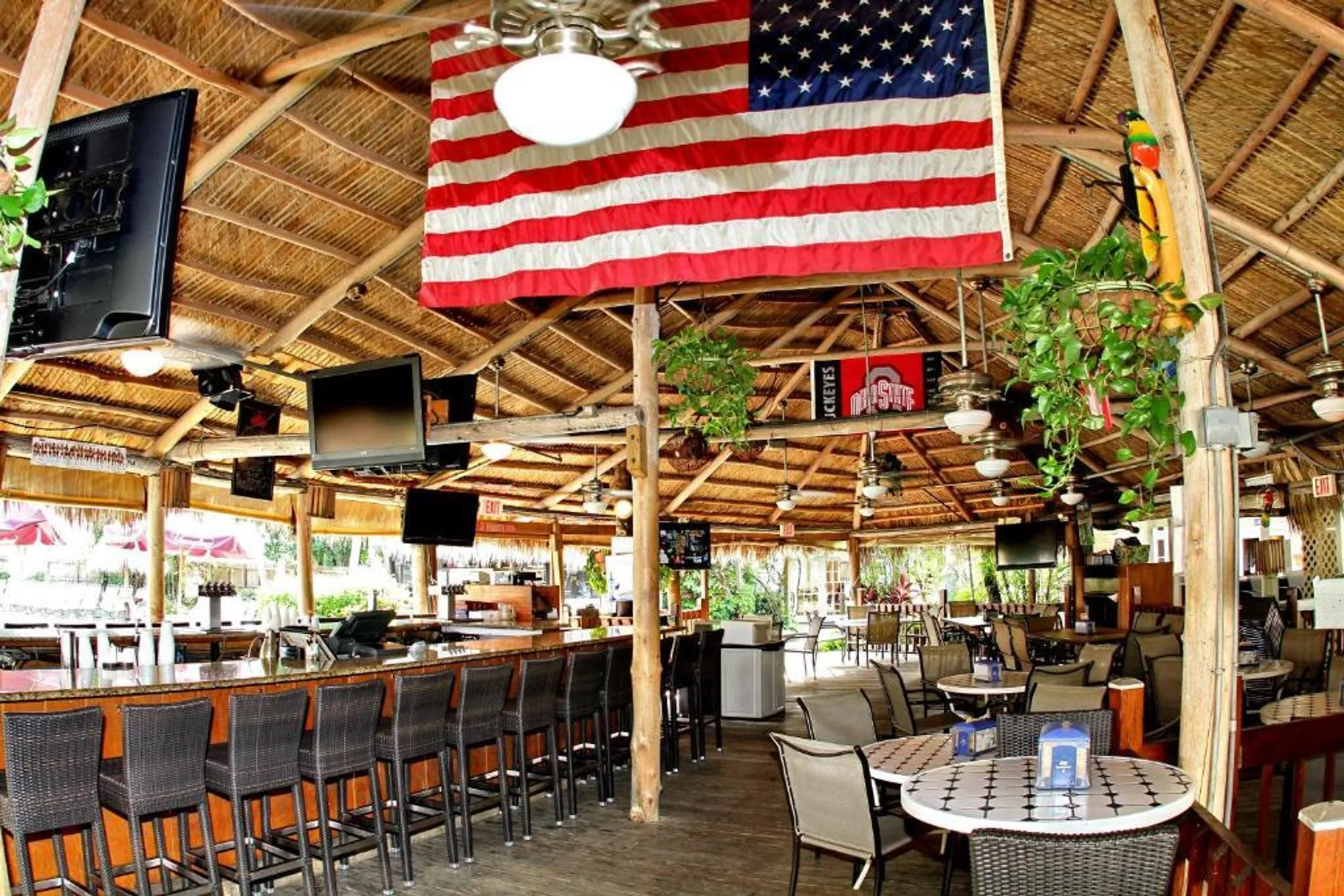 Property Slideshow image 11 of 18 | 2555 9th st n # 152, Naples, FL, 34103