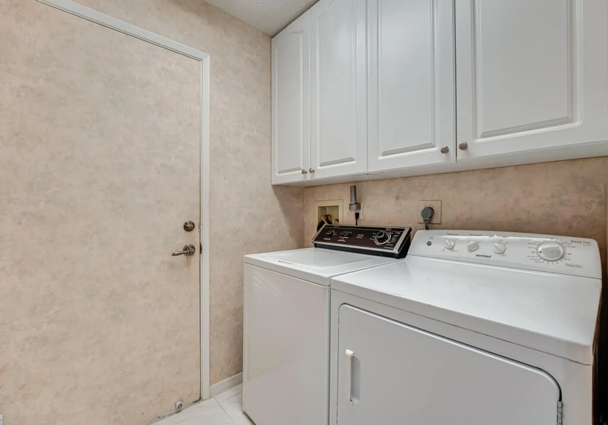 Property Slideshow image 27 of 44 | 6459 mill pointe cir, Delray Beach, FL, 33484