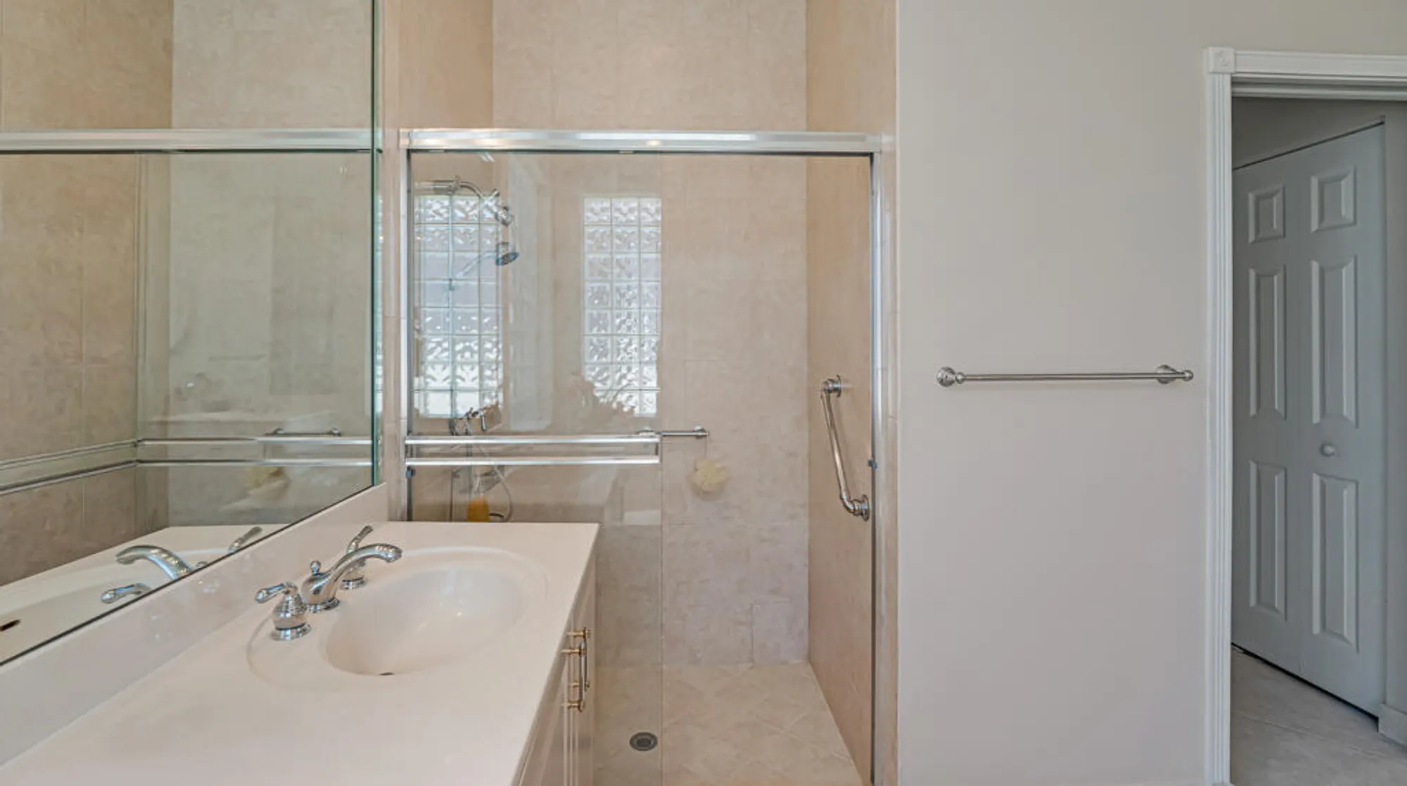 Property Slideshow image 17 of 85 | 7579 cape verde ln, Lake Worth, FL, 33467