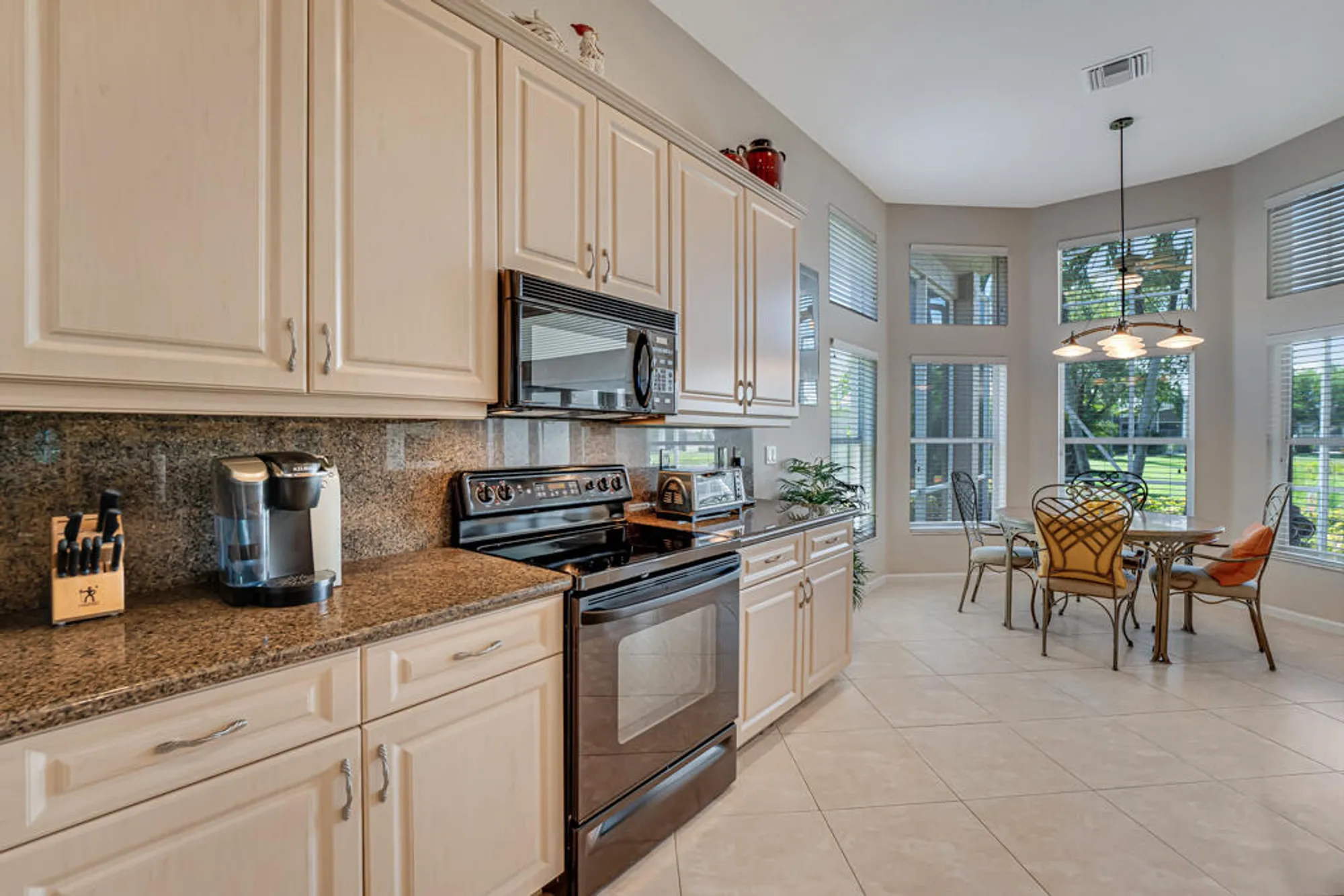 Property Slideshow image 19 of 85 | 7579 cape verde ln, Lake Worth, FL, 33467