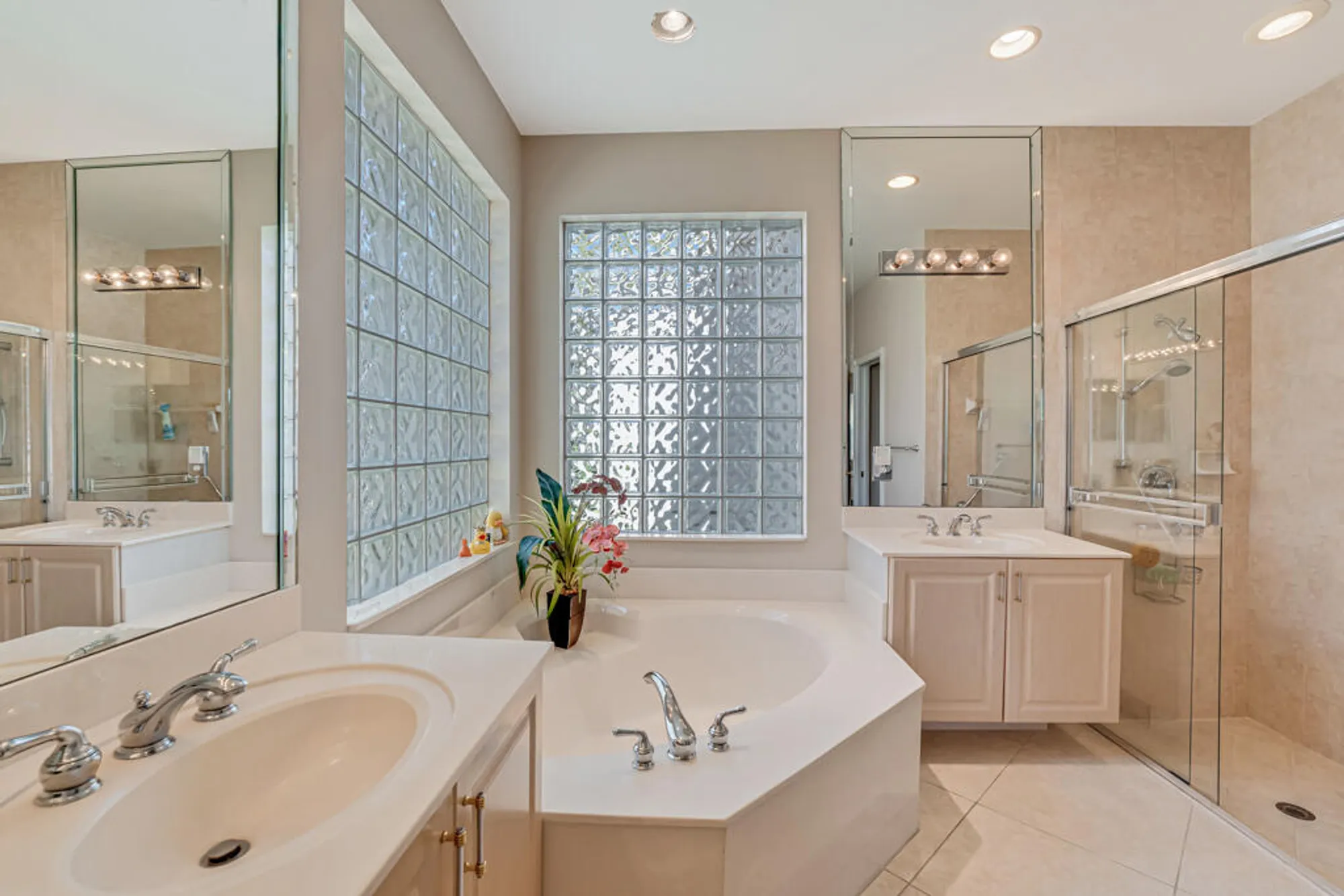 Property Slideshow image 48 of 85 | 7579 cape verde ln, Lake Worth, FL, 33467