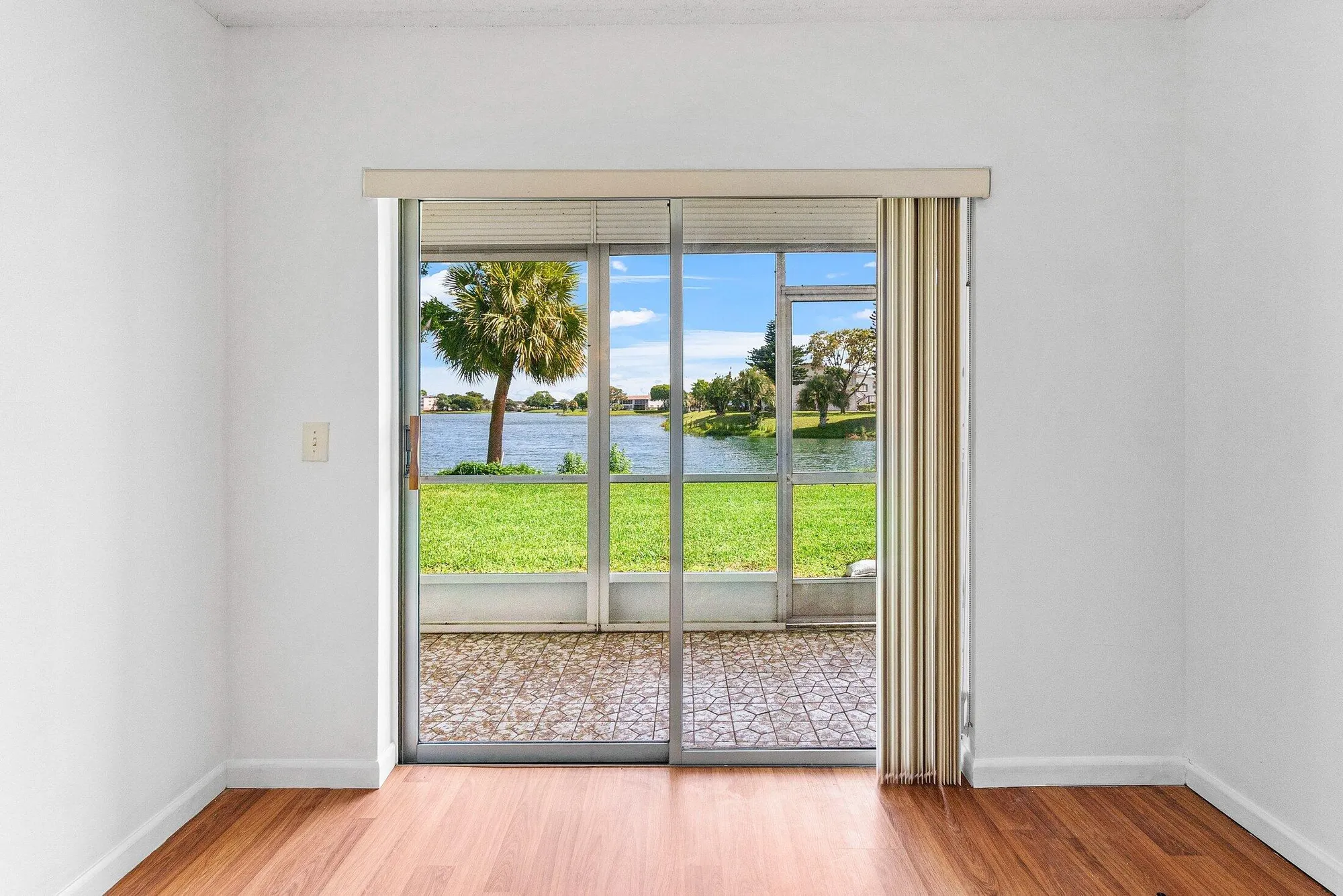 Property Slideshow image 15 of 32 | 354 chatham r, West Palm Beach, FL, 33417