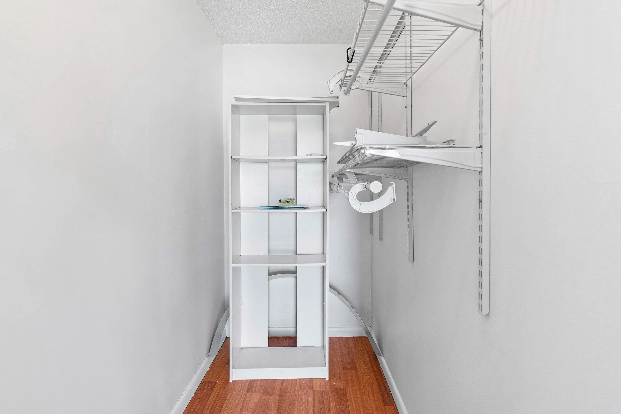 Property Slideshow image 16 of 32 | 354 chatham r, West Palm Beach, FL, 33417