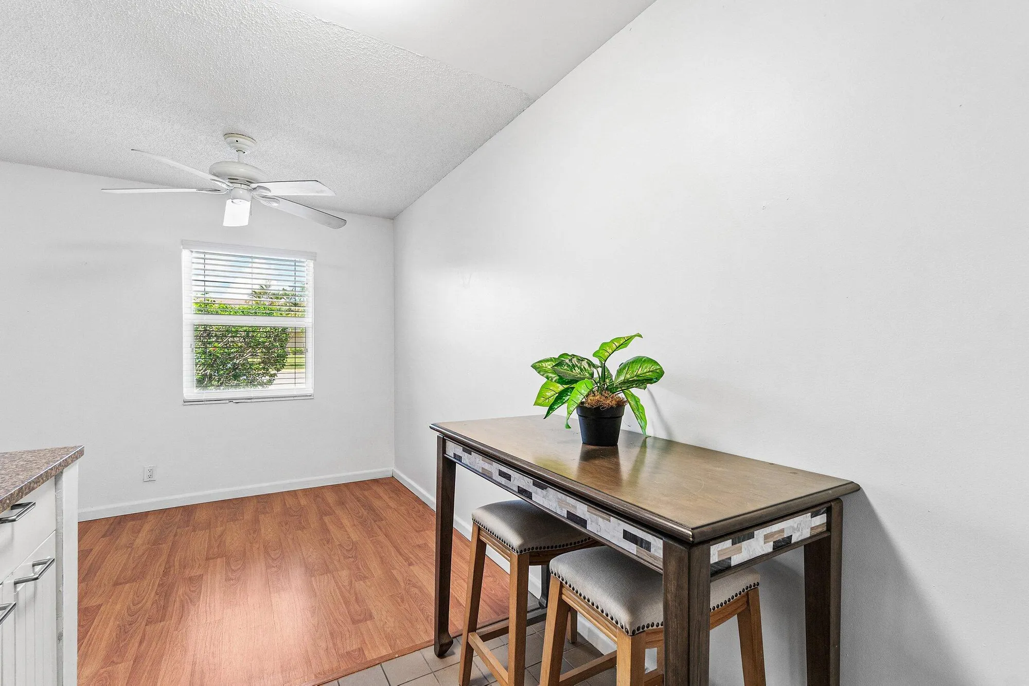 Property Slideshow image 11 of 32 | 354 chatham r, West Palm Beach, FL, 33417